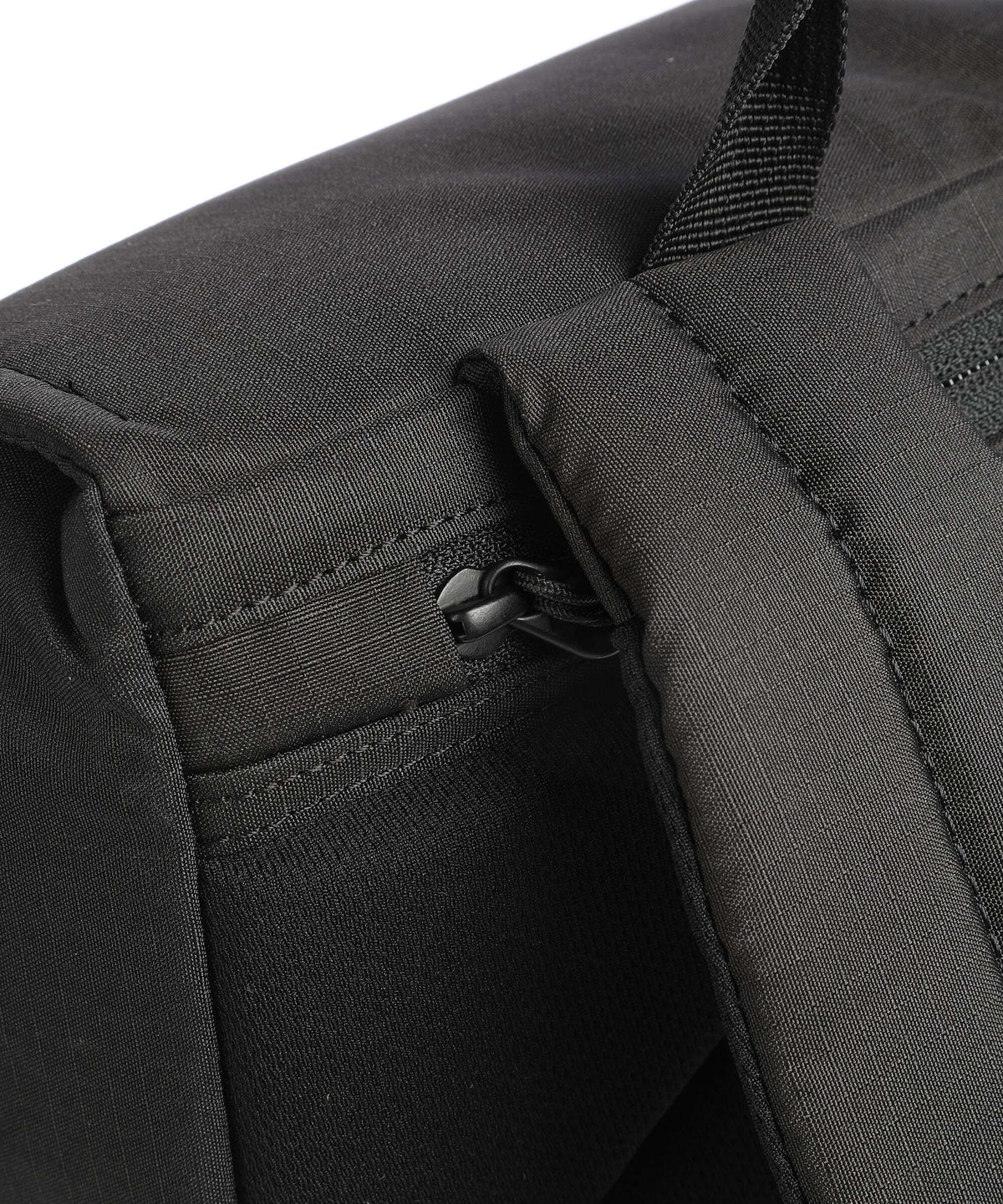 Thule Lithos 16 Backpack black