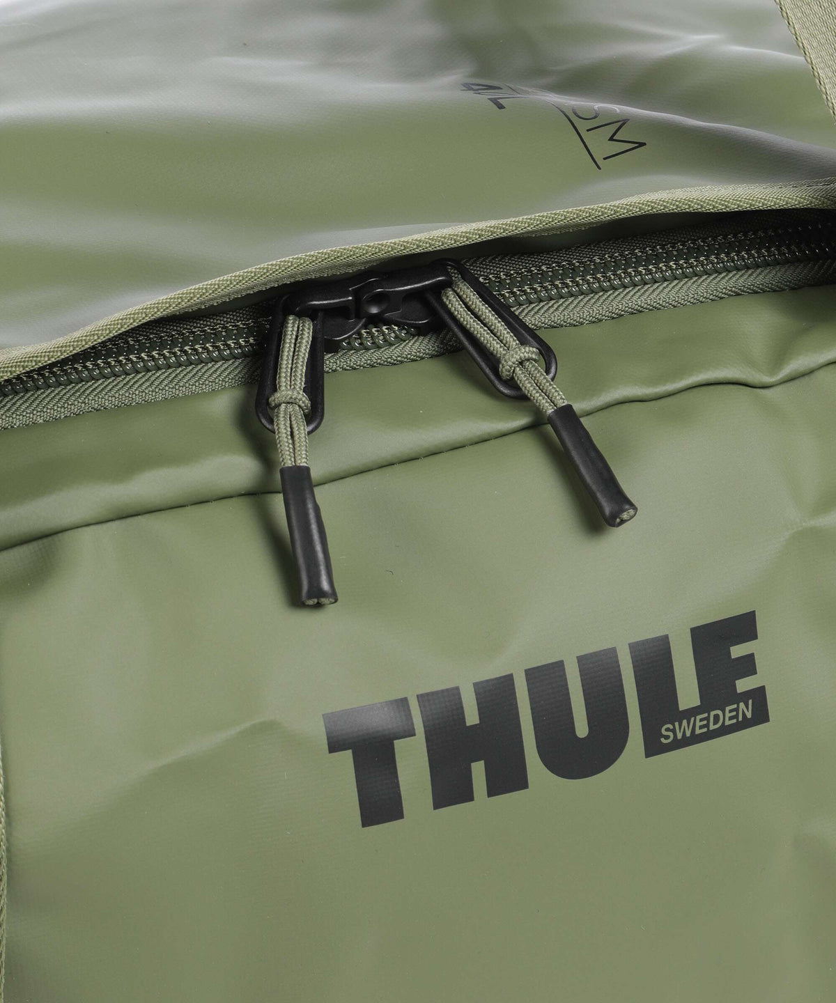 Thule Chasm 40 Weekend bag olivine