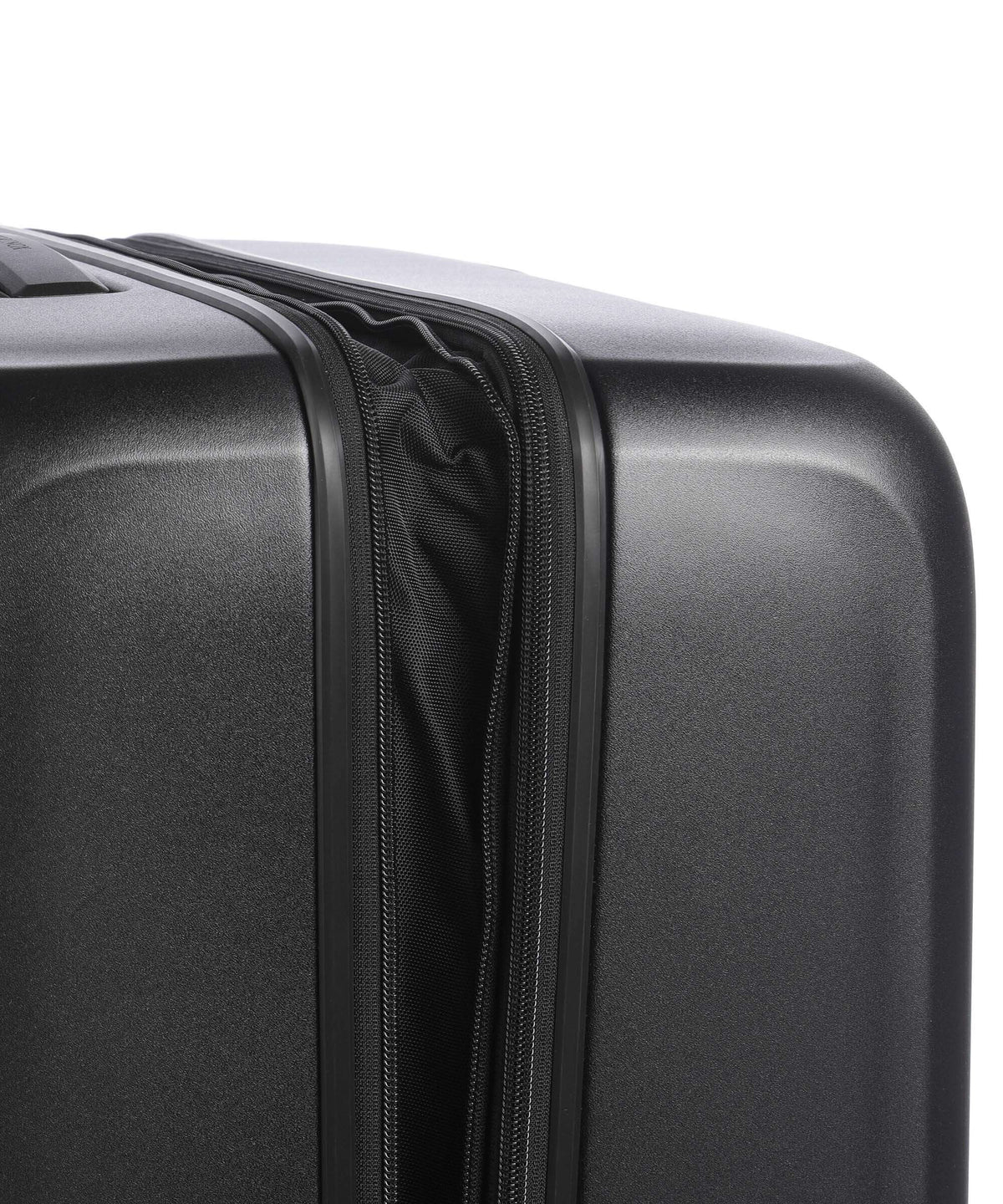 Victorinox Airox Advanced M Spinner (4 wheels) black