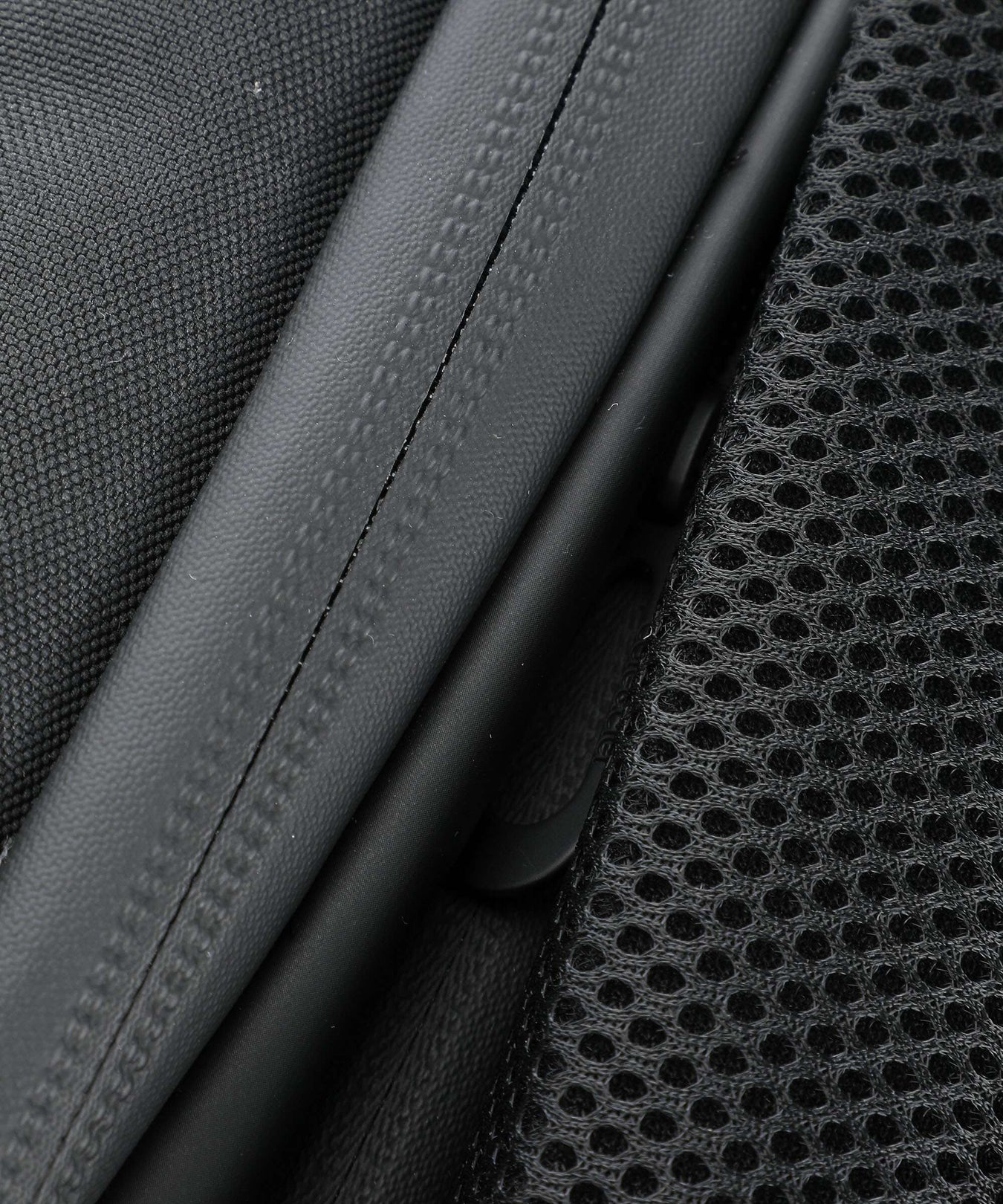 Côte&Ciel Obsidian Isar Medium Backpack black