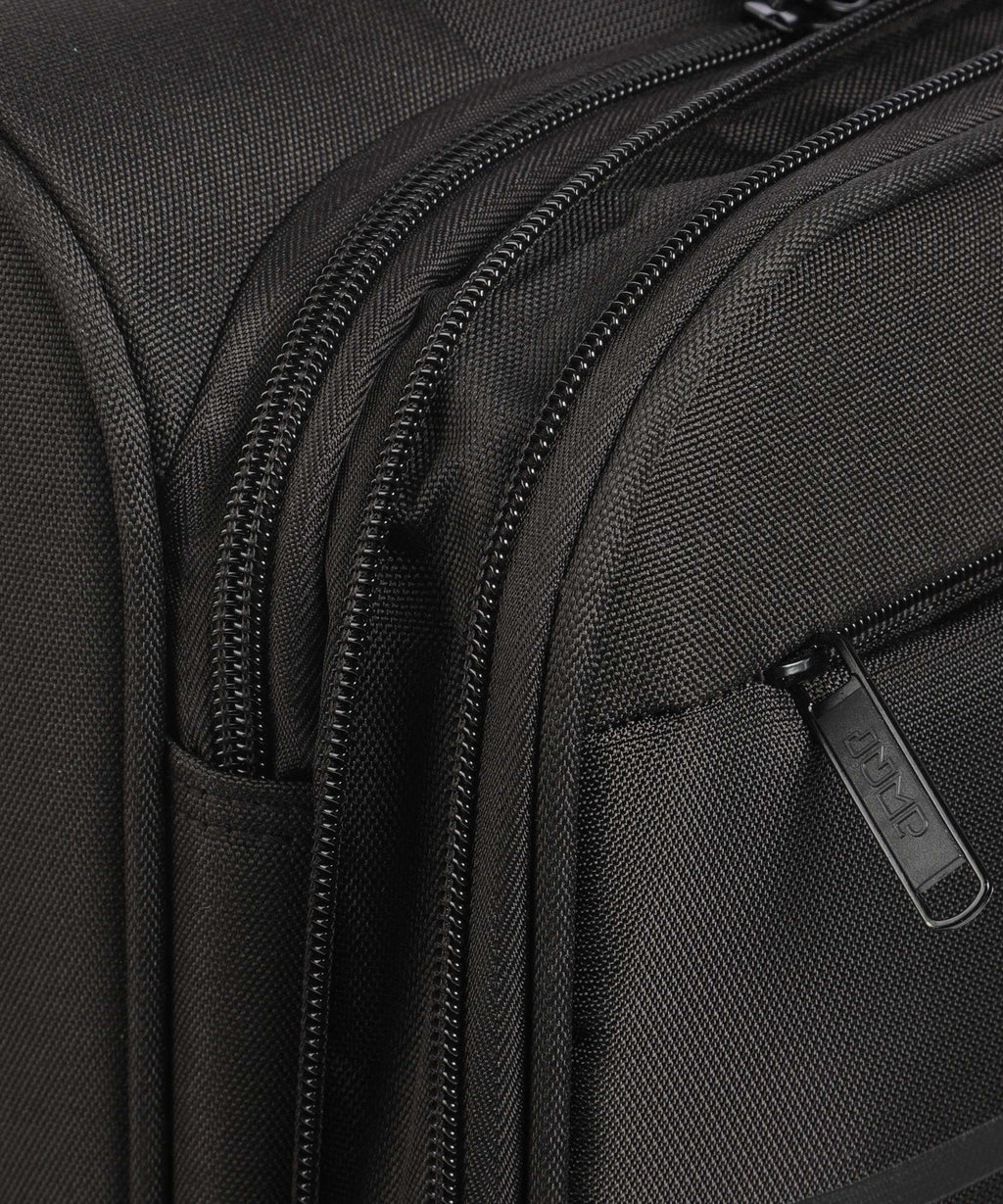 Jump Monthelys Spinner (4 wheels) after dark