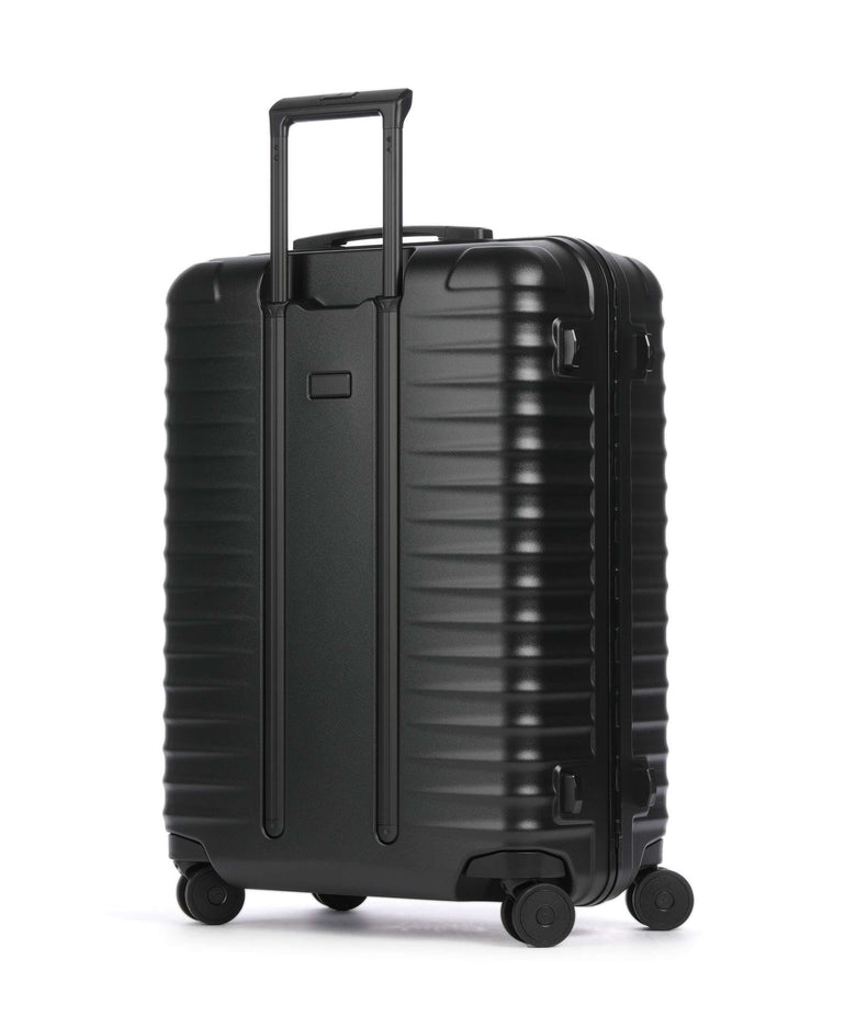Titan Overseas Spinner (4 wheels) nightshade black