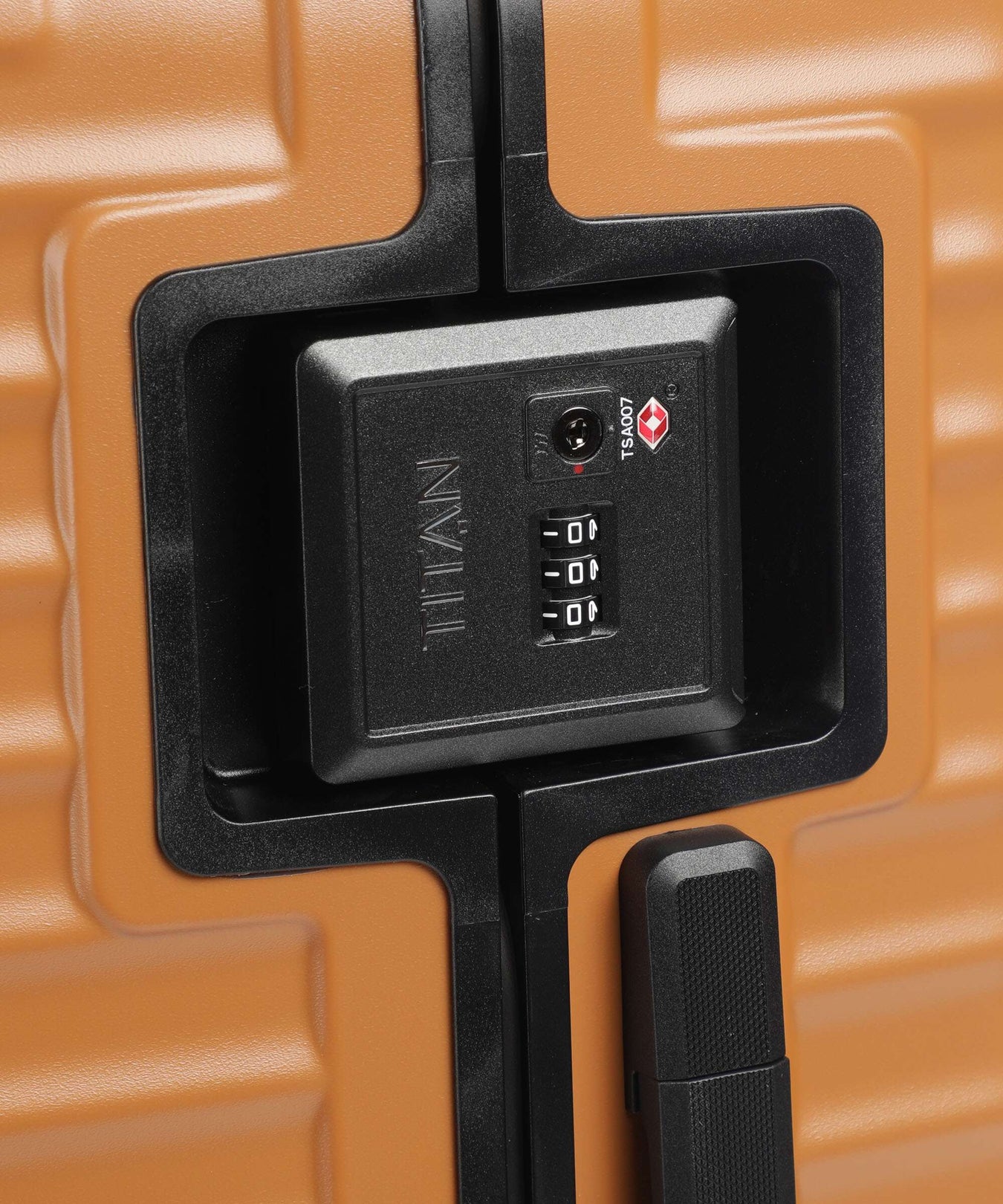 Titan Overseas Spinner (4 wheels) canyon bronze