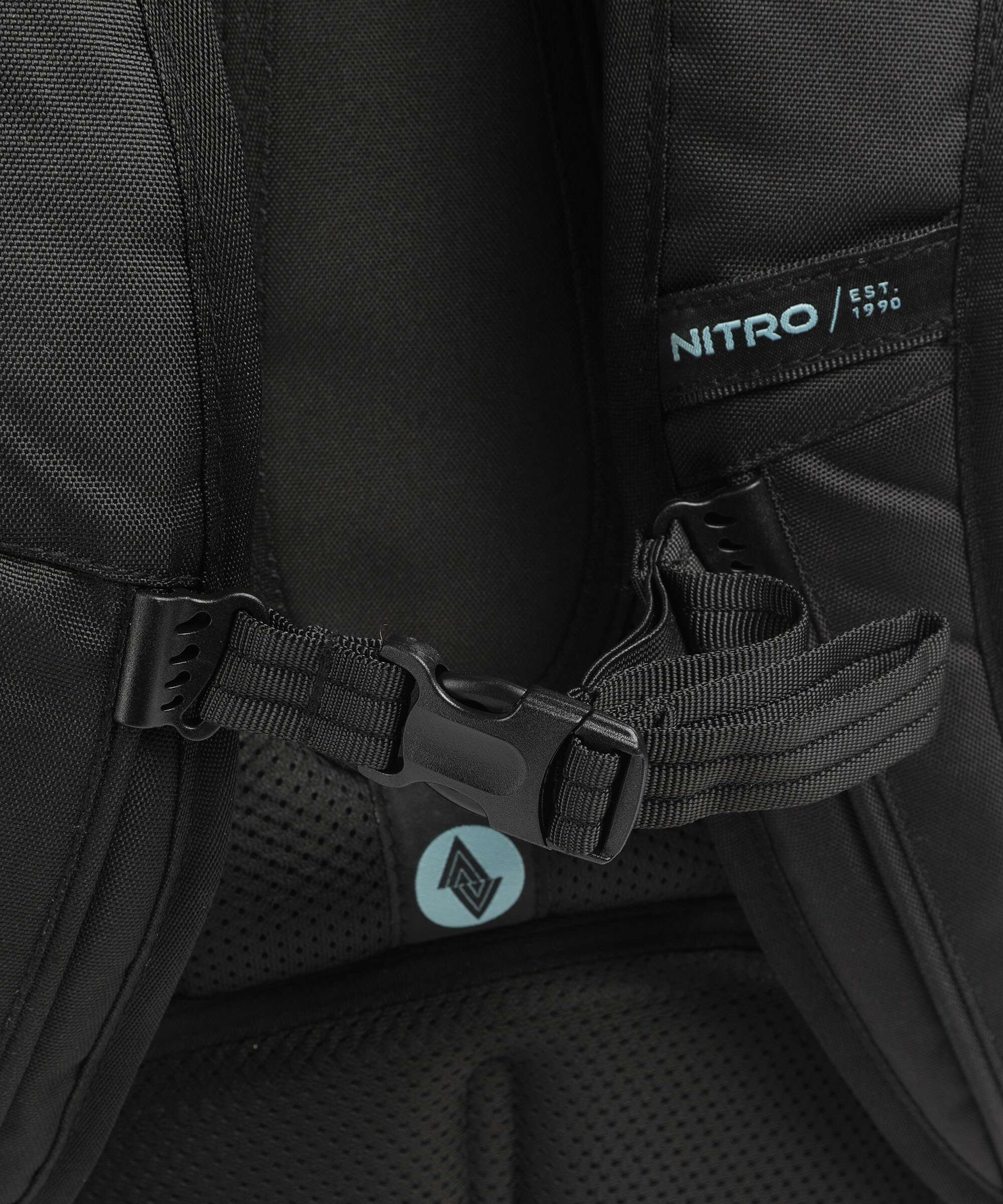 Nitro Future Hero 37 Backpack reef break