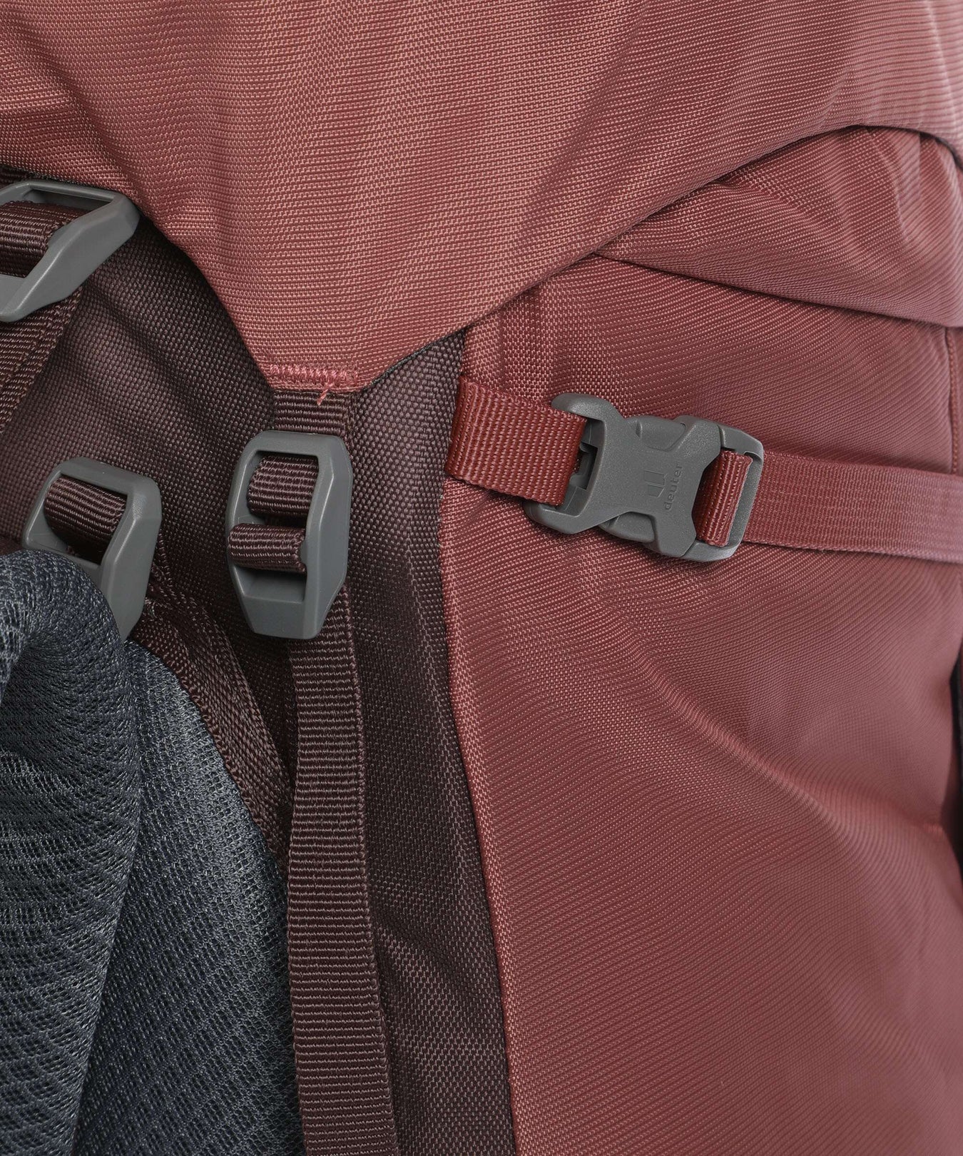 Deuter Voyager 60+10 SL Hiking backpack caspia/raisin