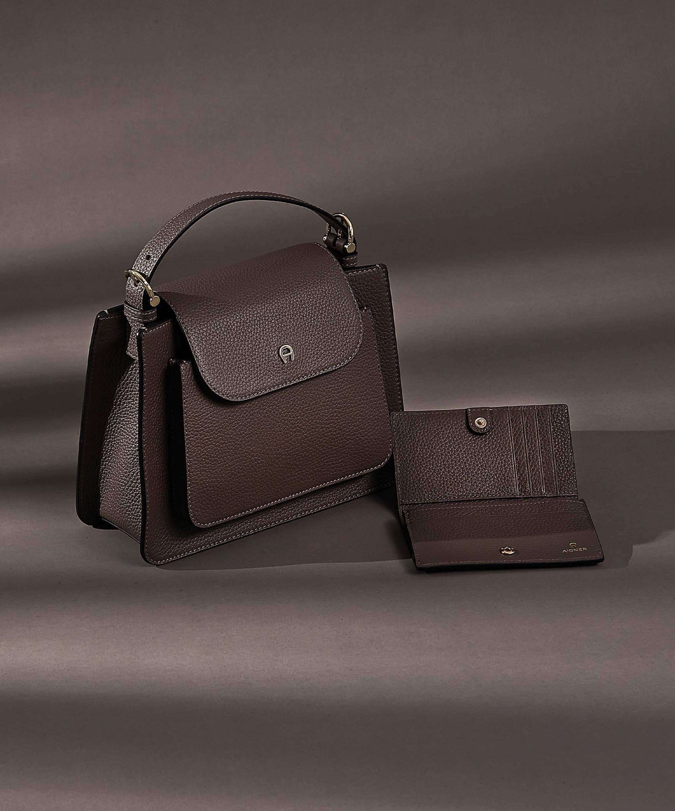 Aigner Delia Wallet coal brown
