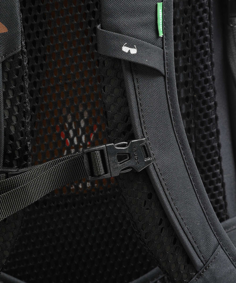 Vaude Wizard 24+4 Hiking backpack black/umbra