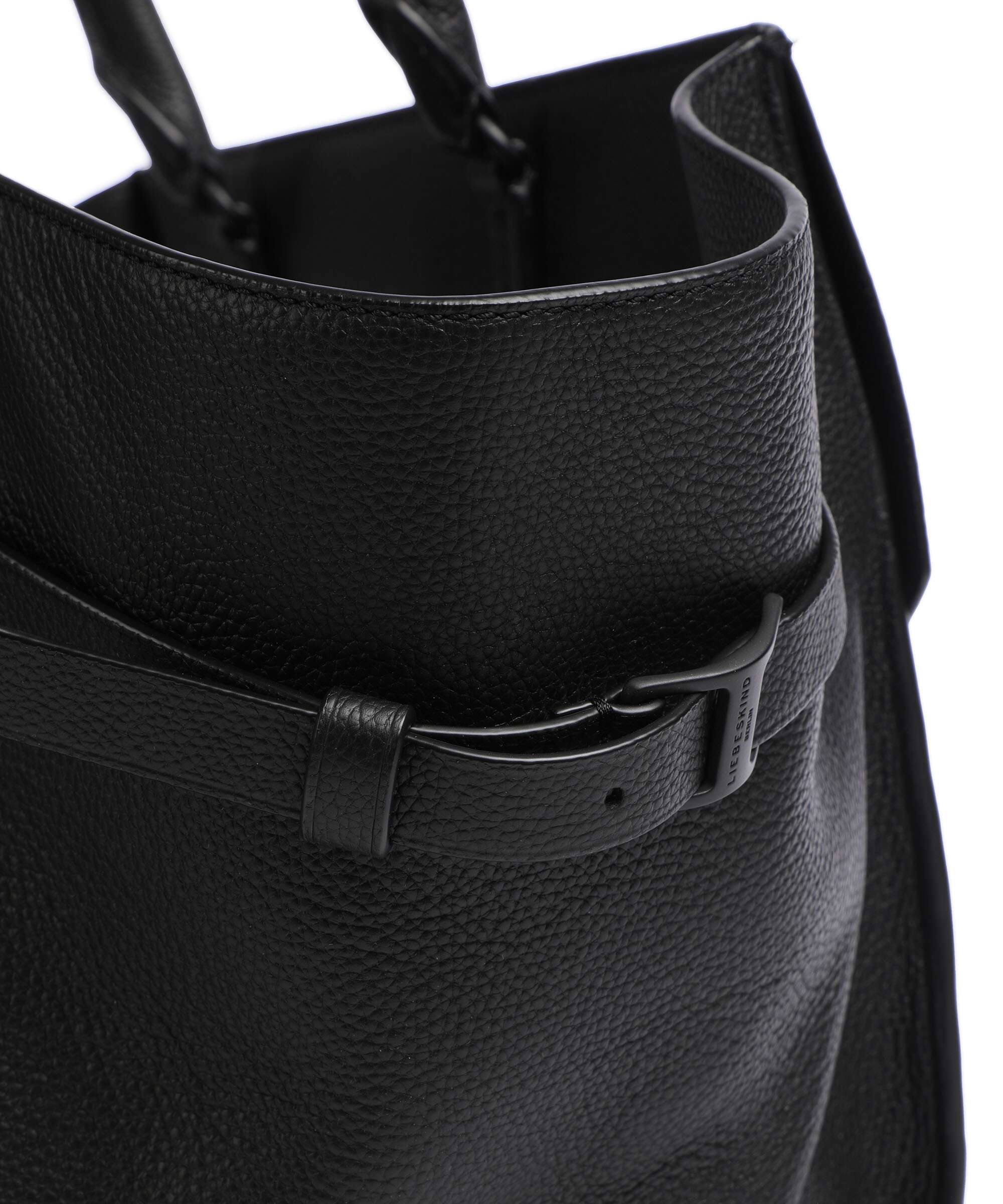 Liebeskind Lora Small Pebble L Handbag black