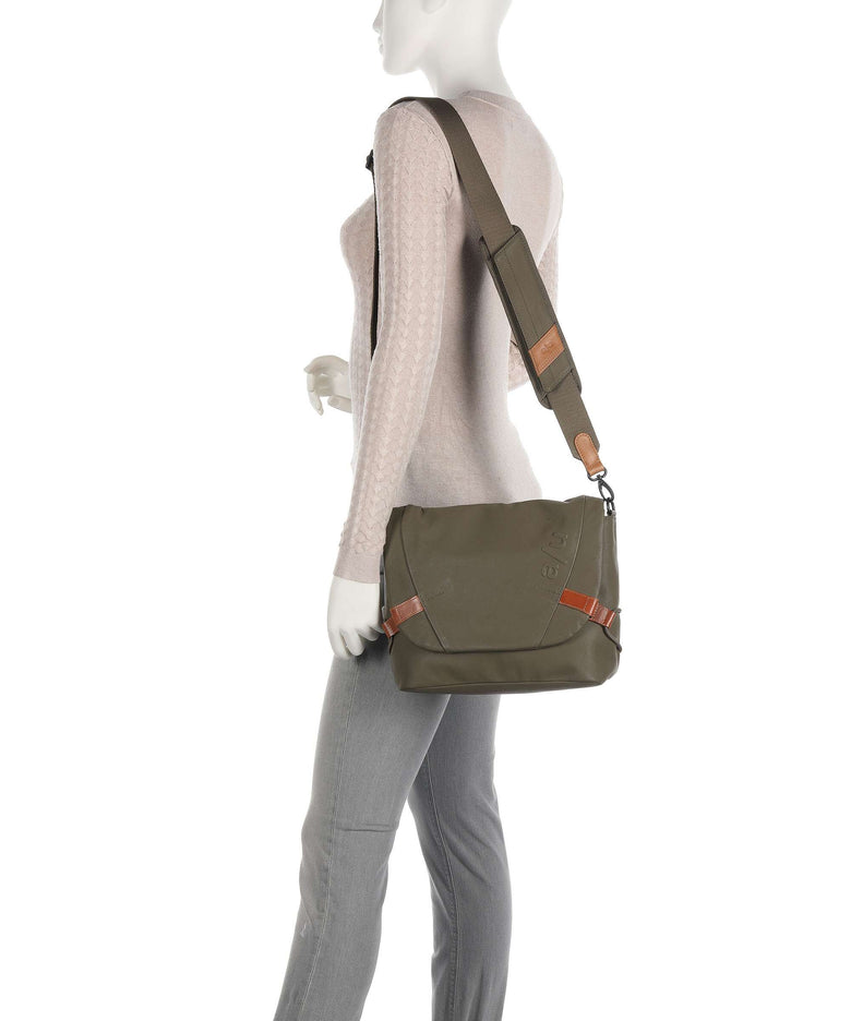 Aunts & Uncles Japan Sendai Messenger bag fallen rock