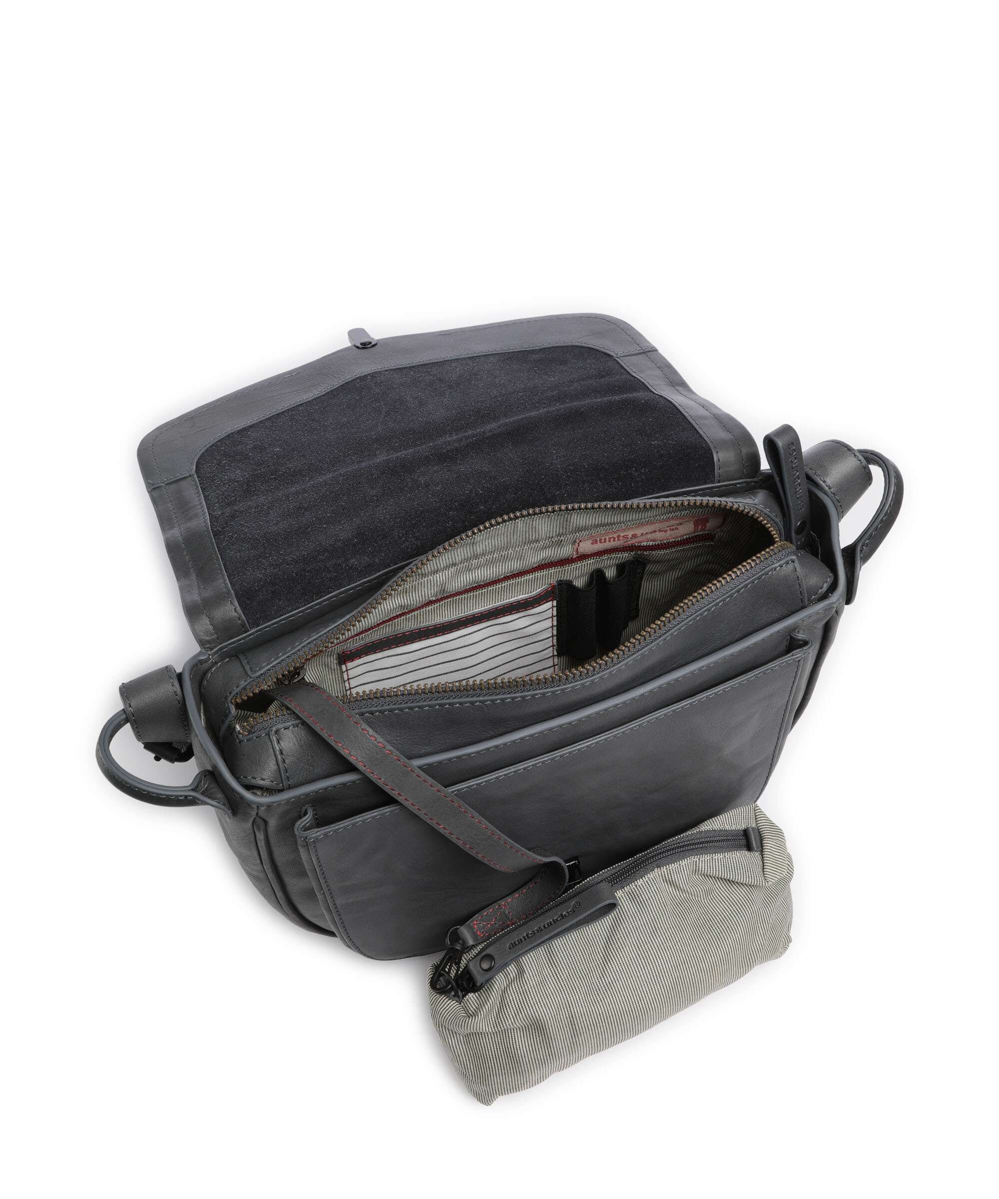 Aunts & Uncles Grandma's Luxury Club Mrs. Mole Cake Crossbody bag wind