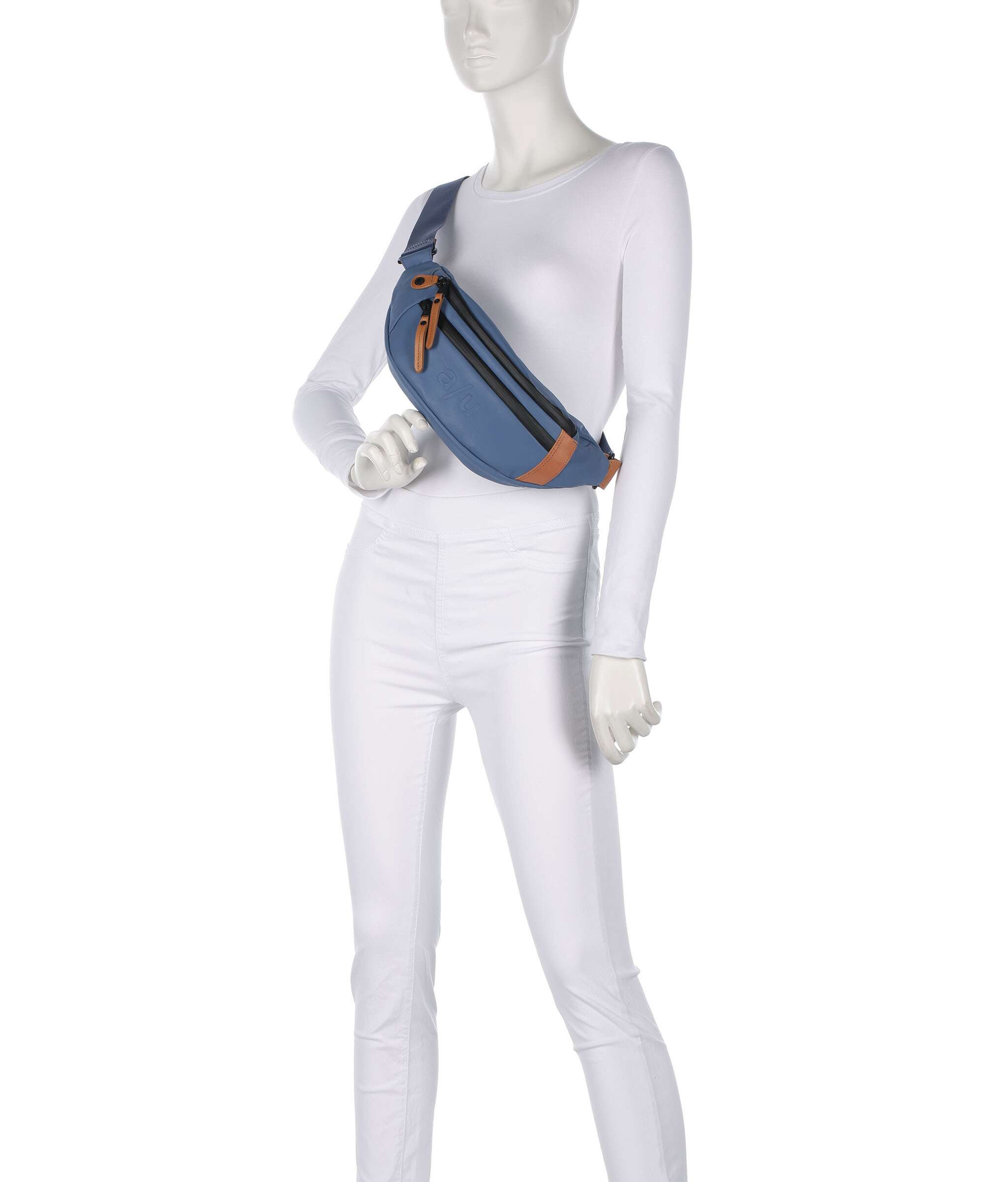 Aunts & Uncles Japan Ichikawa Belt bag blue jeans