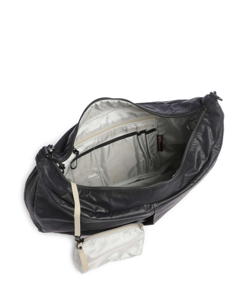 Aunts & Uncles Japan Lite Miyagawa Hobo bag black