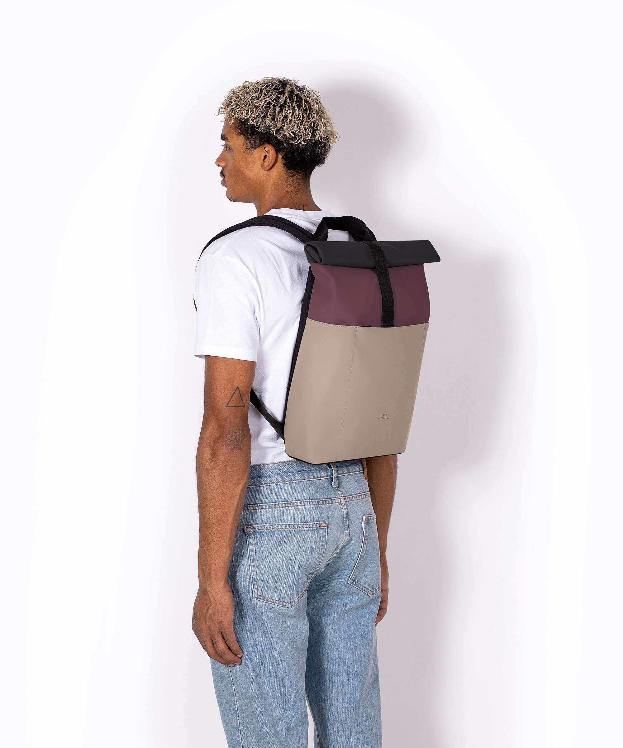 Ucon Acrobatics Lotus Hajo Mini Rolltop backpack black