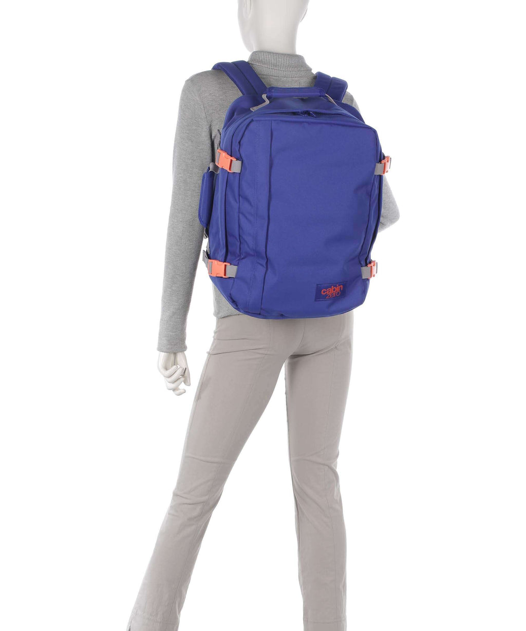Cabin Zero Classic 36 Travel backpack sangria red 