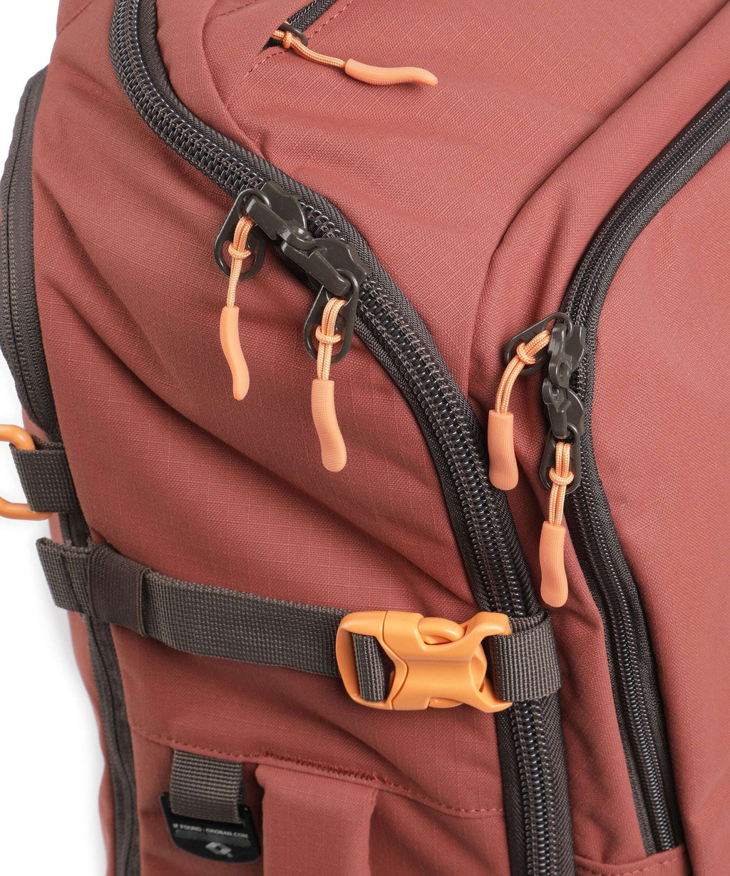 Cabin Zero ADV Pro 42 Travel backpack sangria red