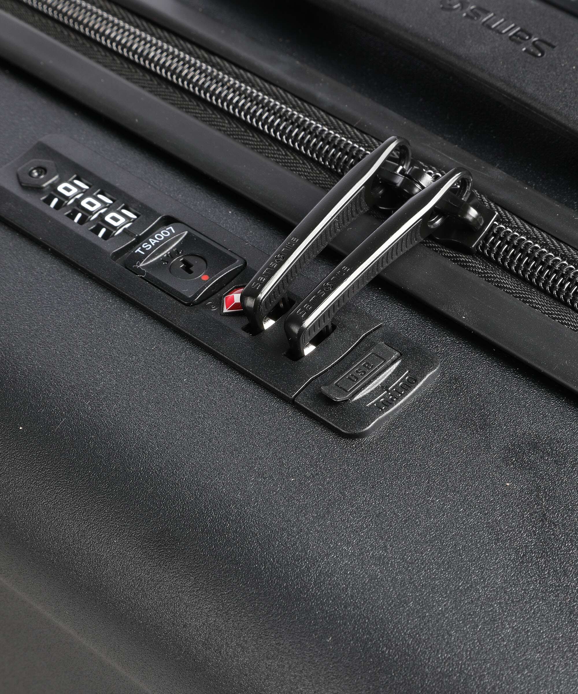 Samsonite Quadrix Spinner (4 wheels) black