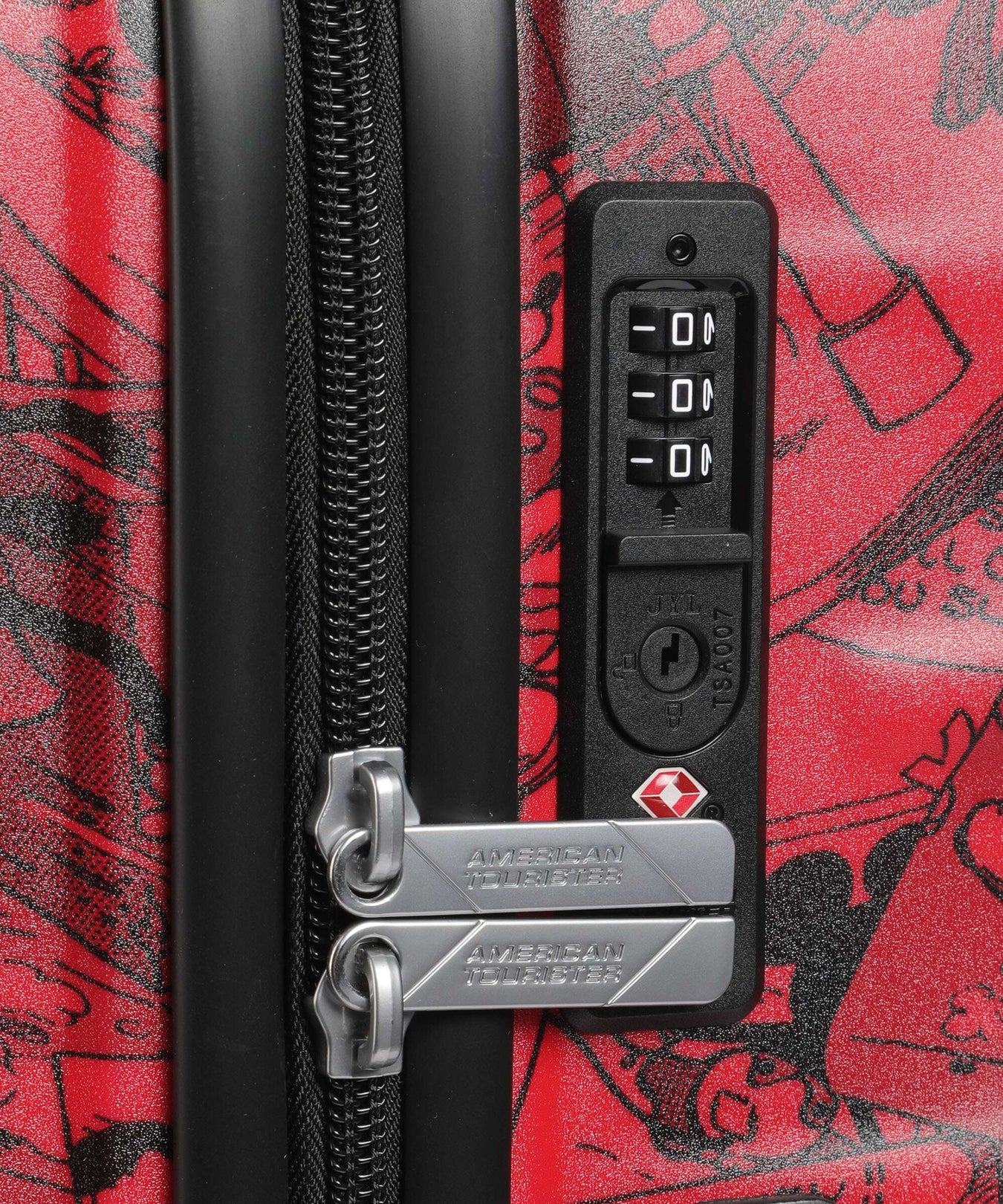 American Tourister Wavebreaker Disney Spinner (4 wheels) mickey comics red