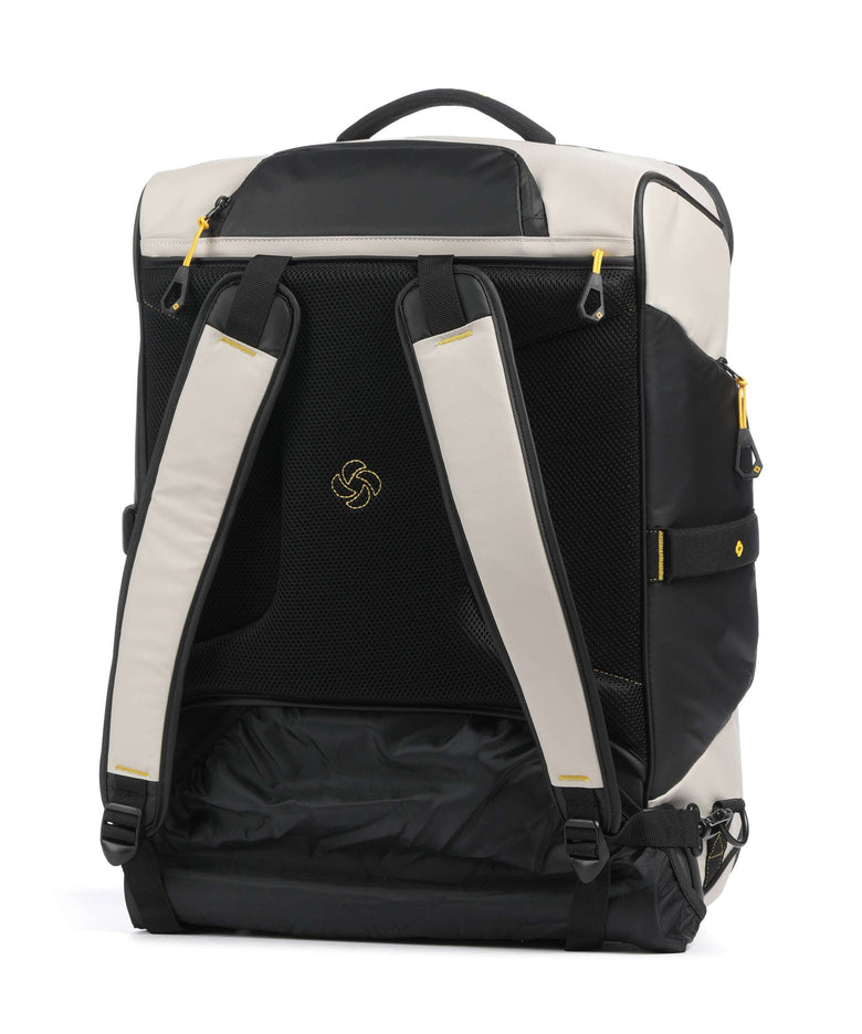 Samsonite Paradiver Light Backpack with wheels sand