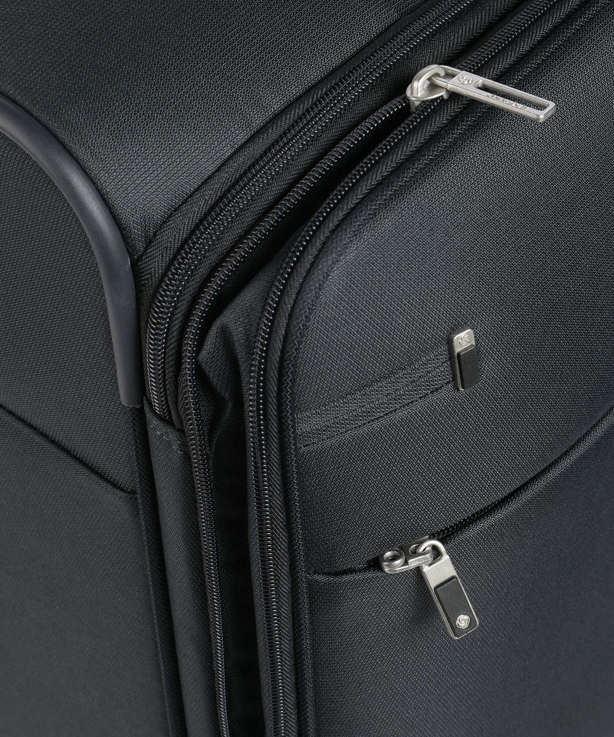 Samsonite Base Boost Spinner (4 wheels) black