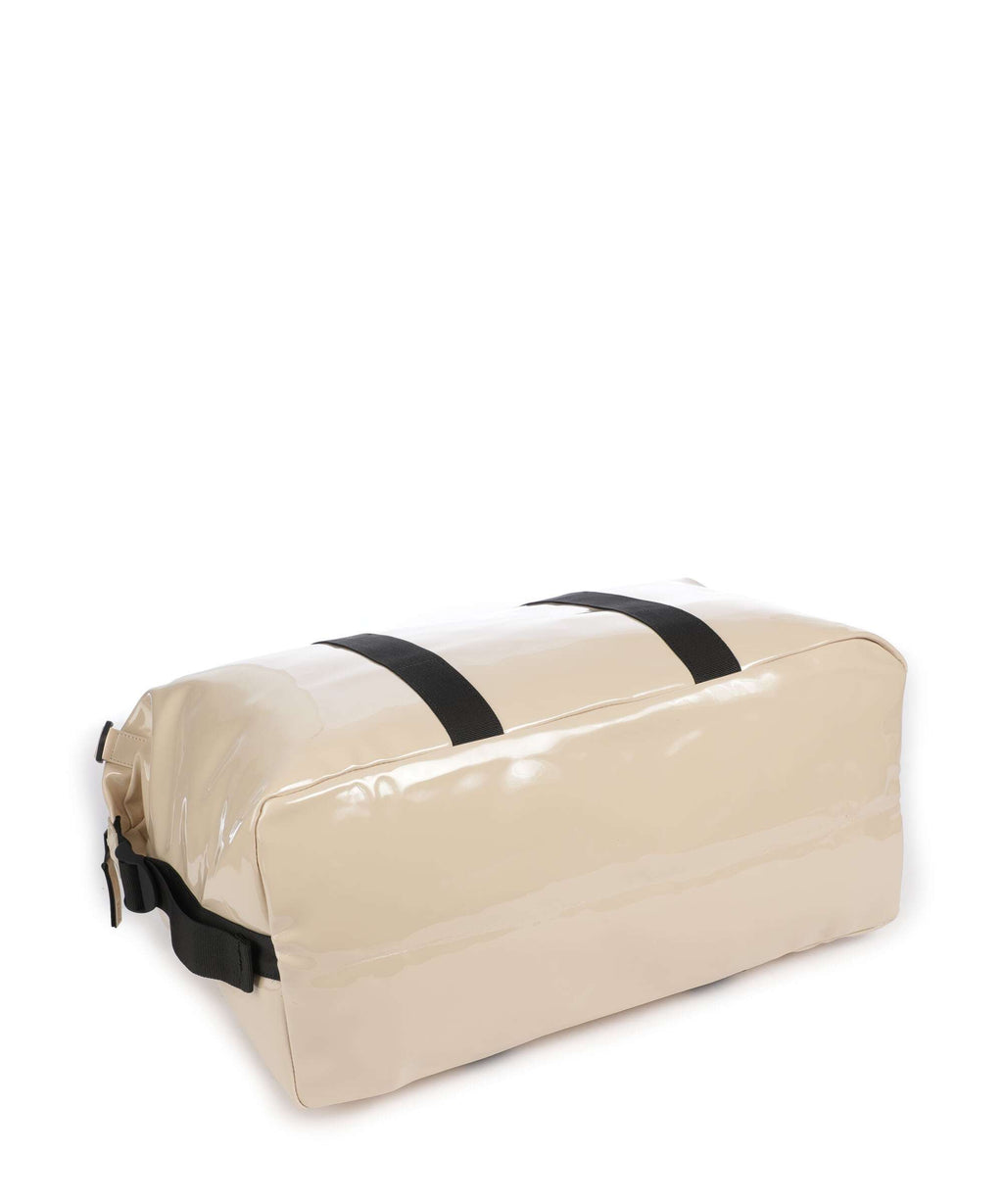 Rains Hilo Weekend bag shore