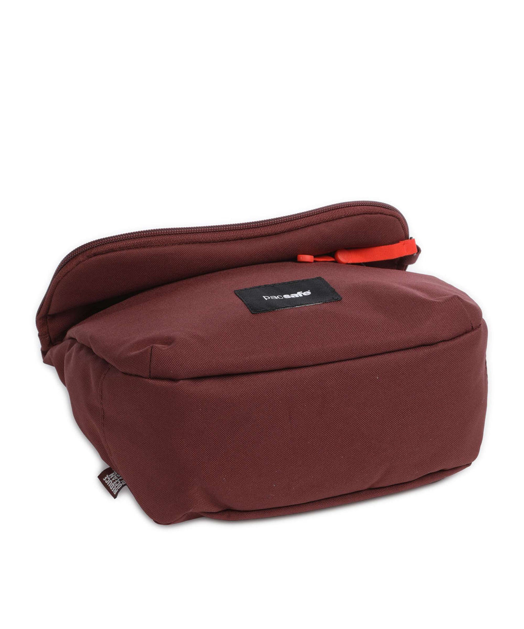 Pacsafe Go Saddle Crossbody bag garnet red
