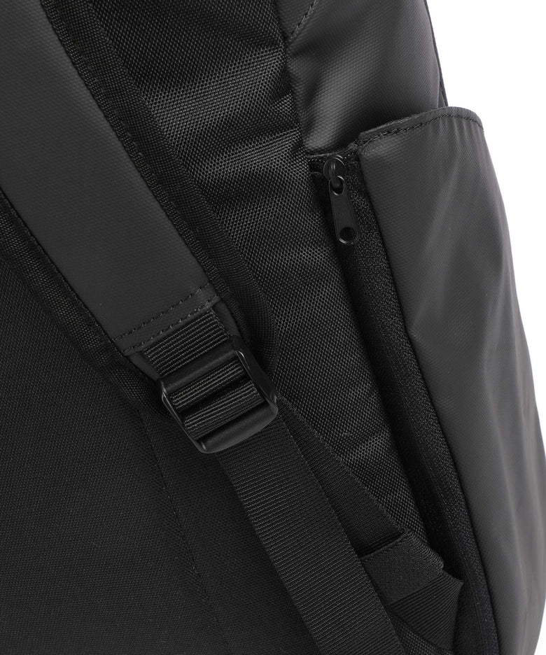 Db Skate 20L Backpack black out