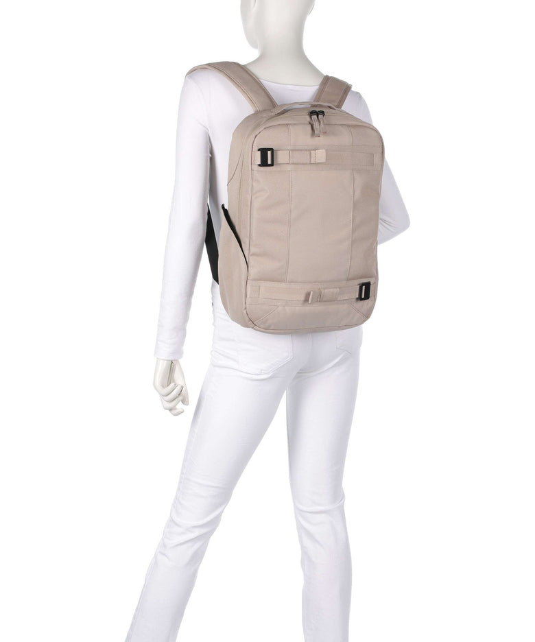 Db Skate 20L Backpack fogbow beige