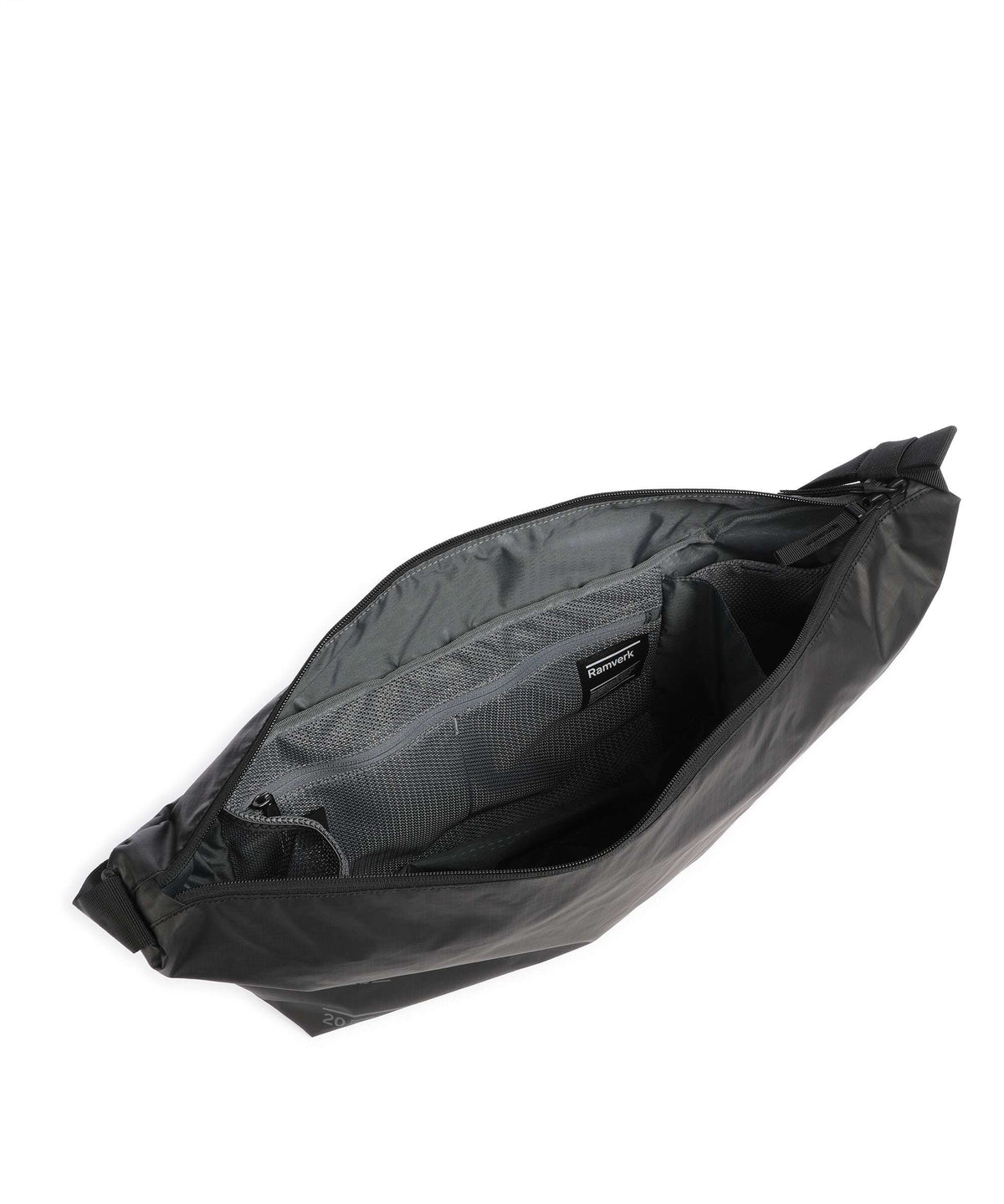 Db Ramverk Pro 20 Sling bag black out