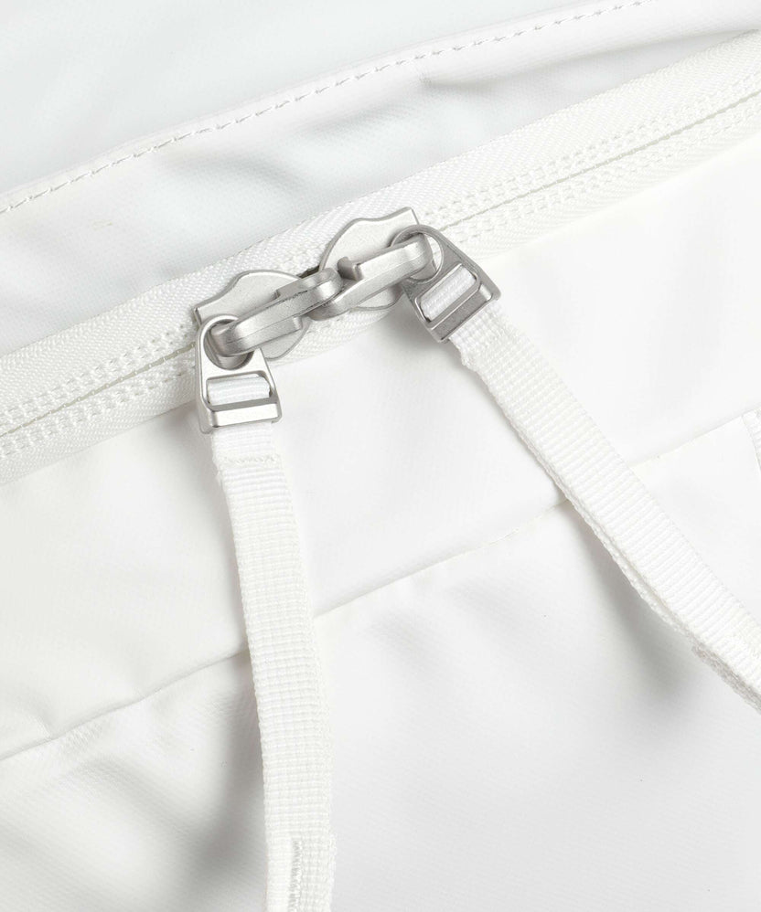 Db Roamer 60 Travel bag white out