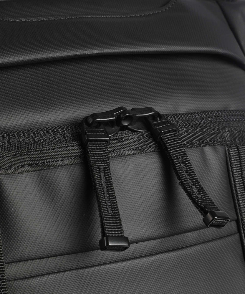 Db Hugger 60 Travel bag with wheels black out