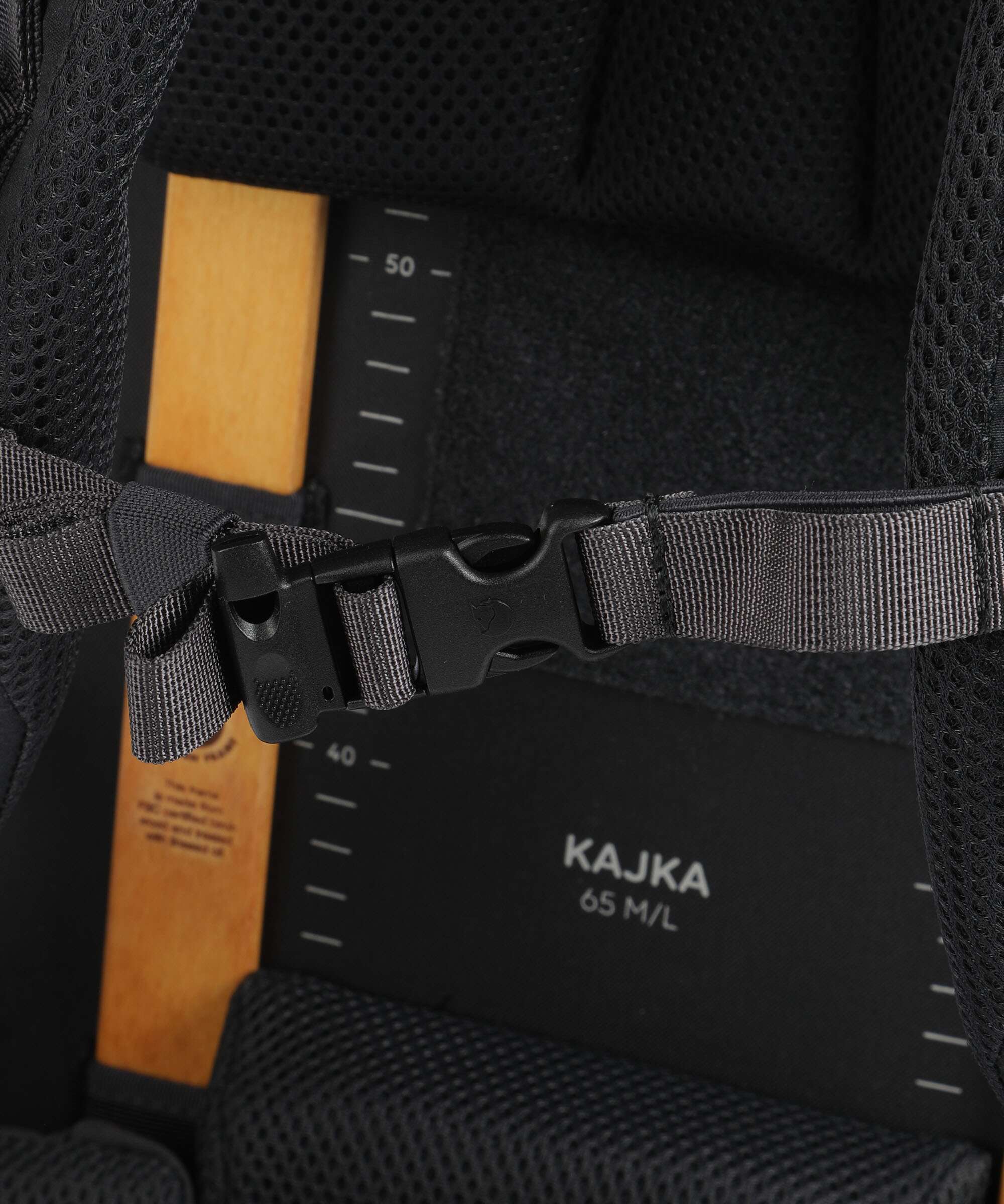 Fjällräven Kajka 65 M/L Trekking backpack coal black