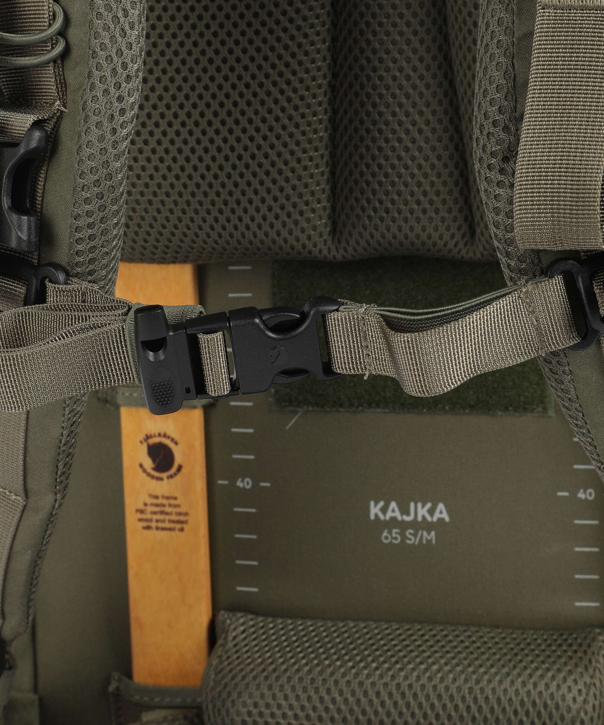 Fjällräven Kajka 65 S/M Trekking backpack green