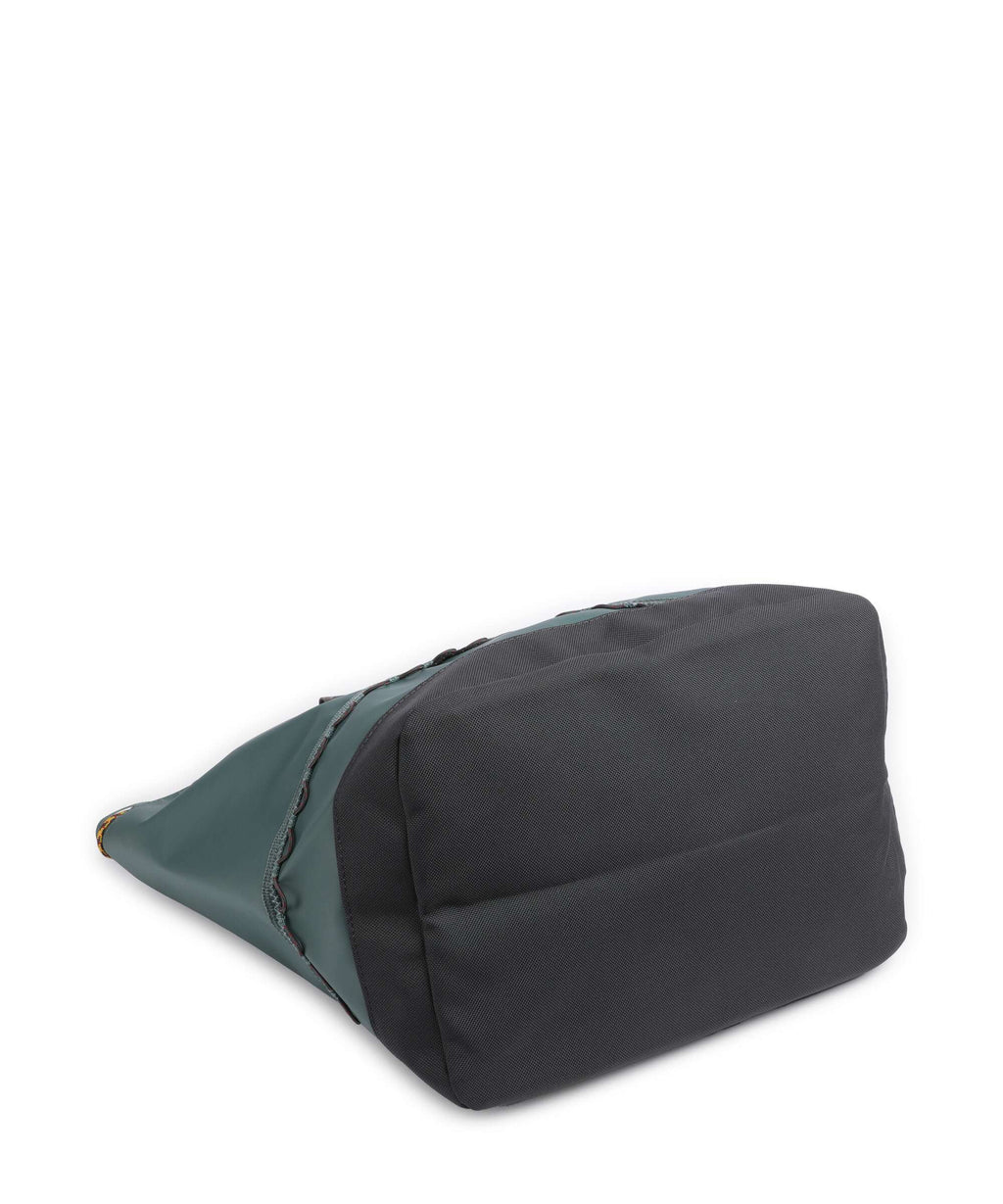 Klättermusen Eljudner 25L Tote bag silver pine