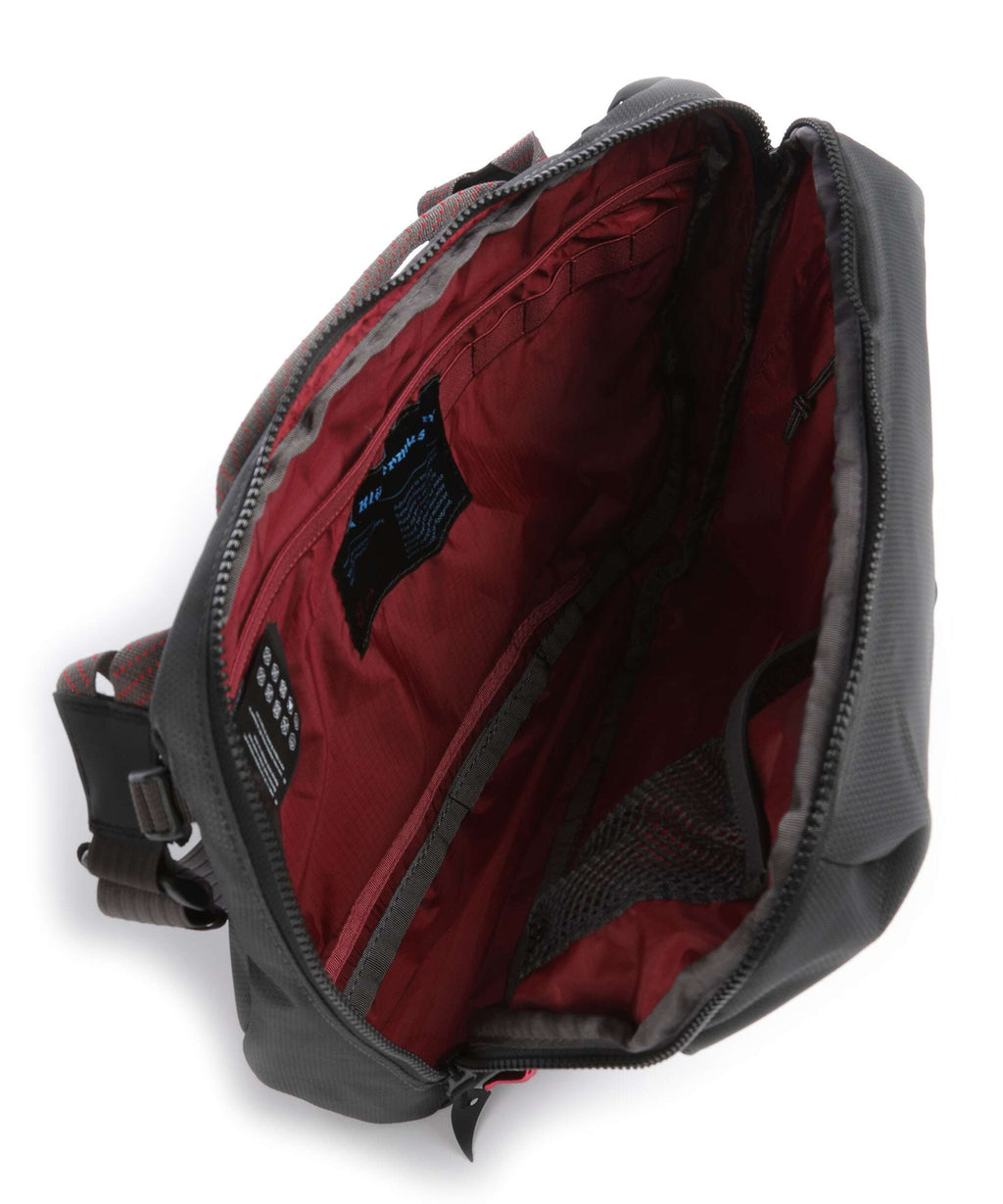 Klättermusen Gaut Messenger bag raven