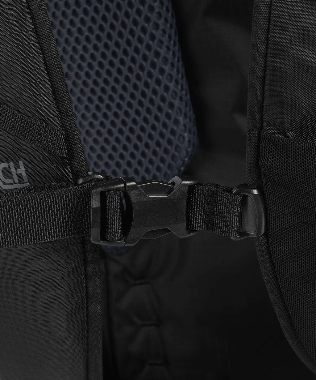 Bach Molecule 30 Hiking backpack black