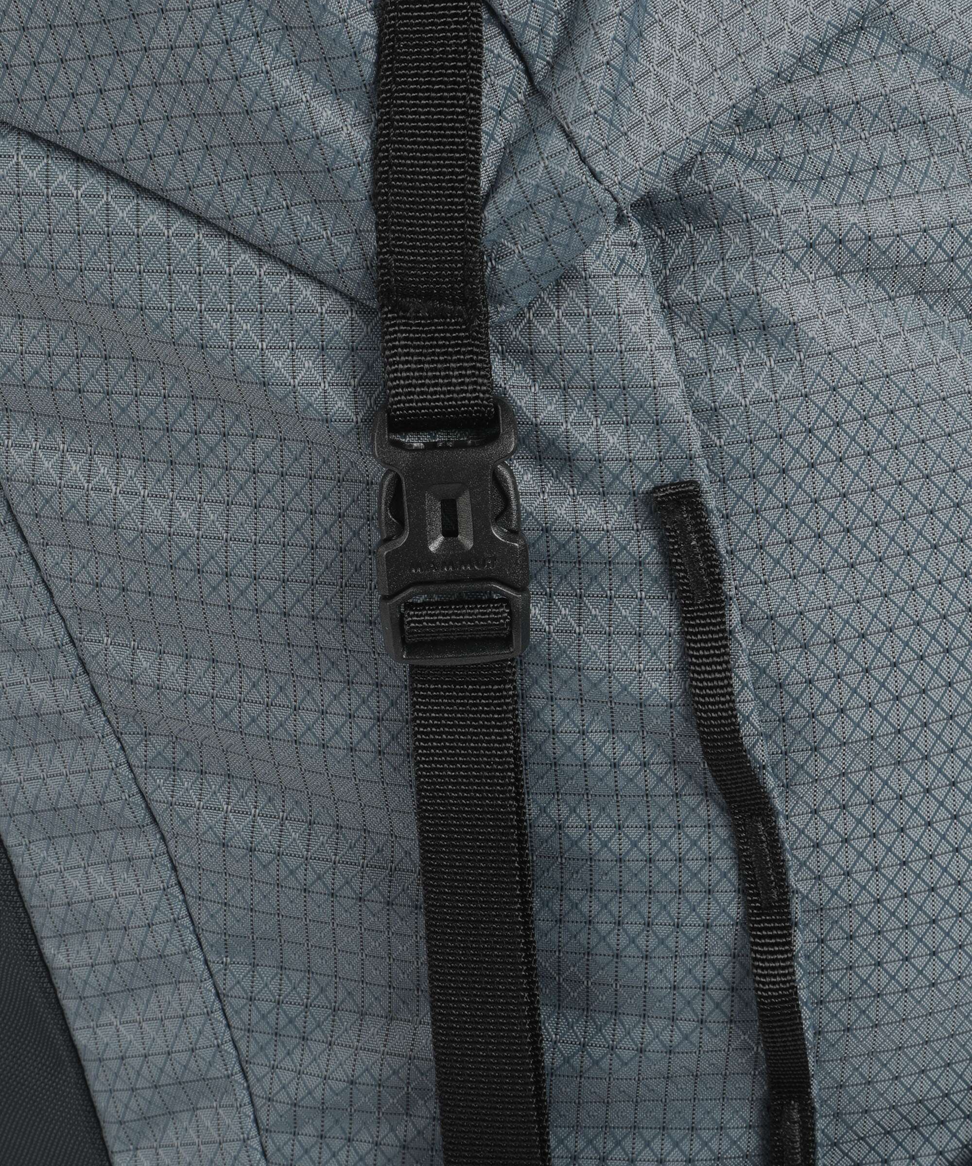 Mammut Ducan 26 Hiking backpack strata black