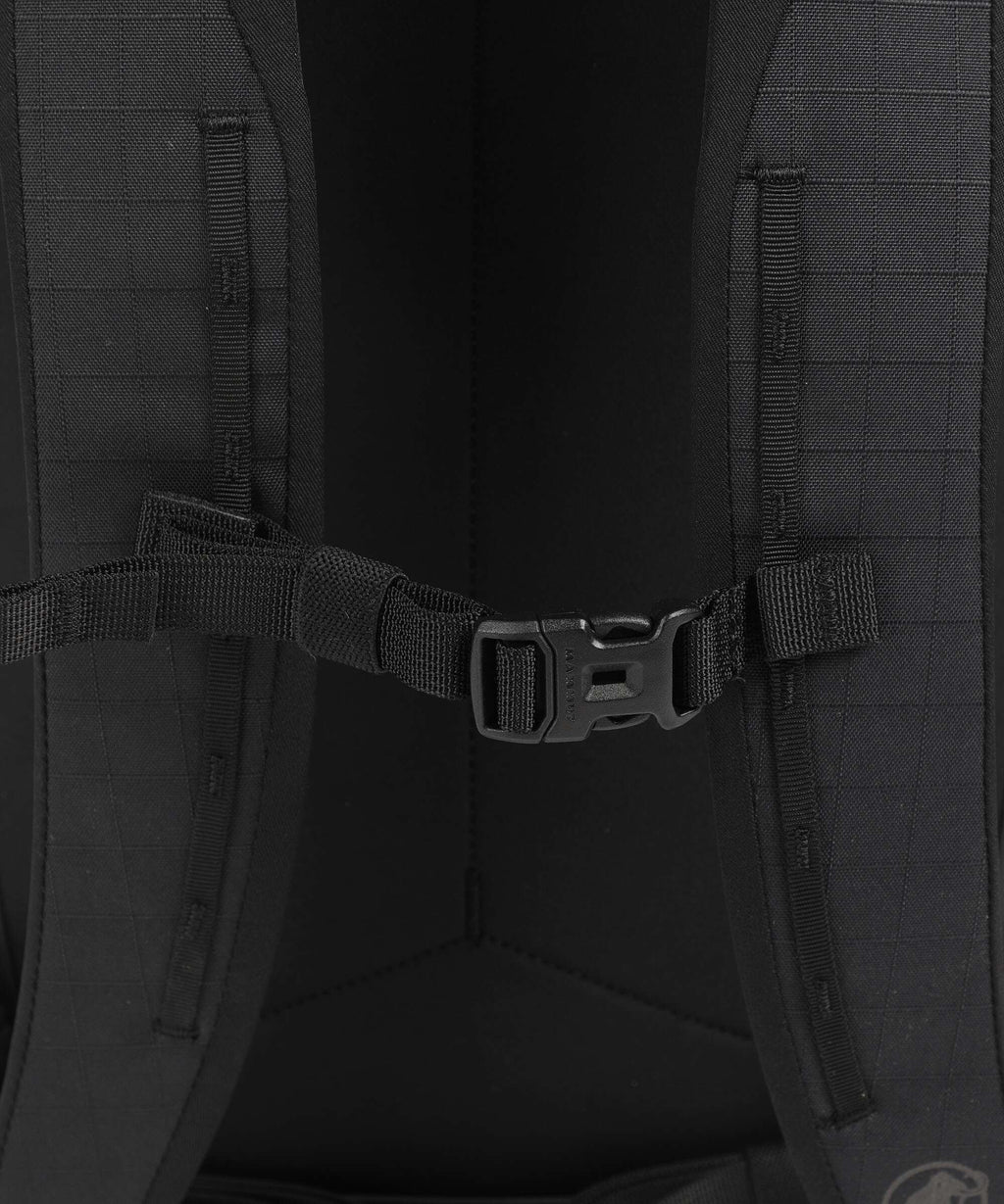 Mammut Alto 18 Backpack black