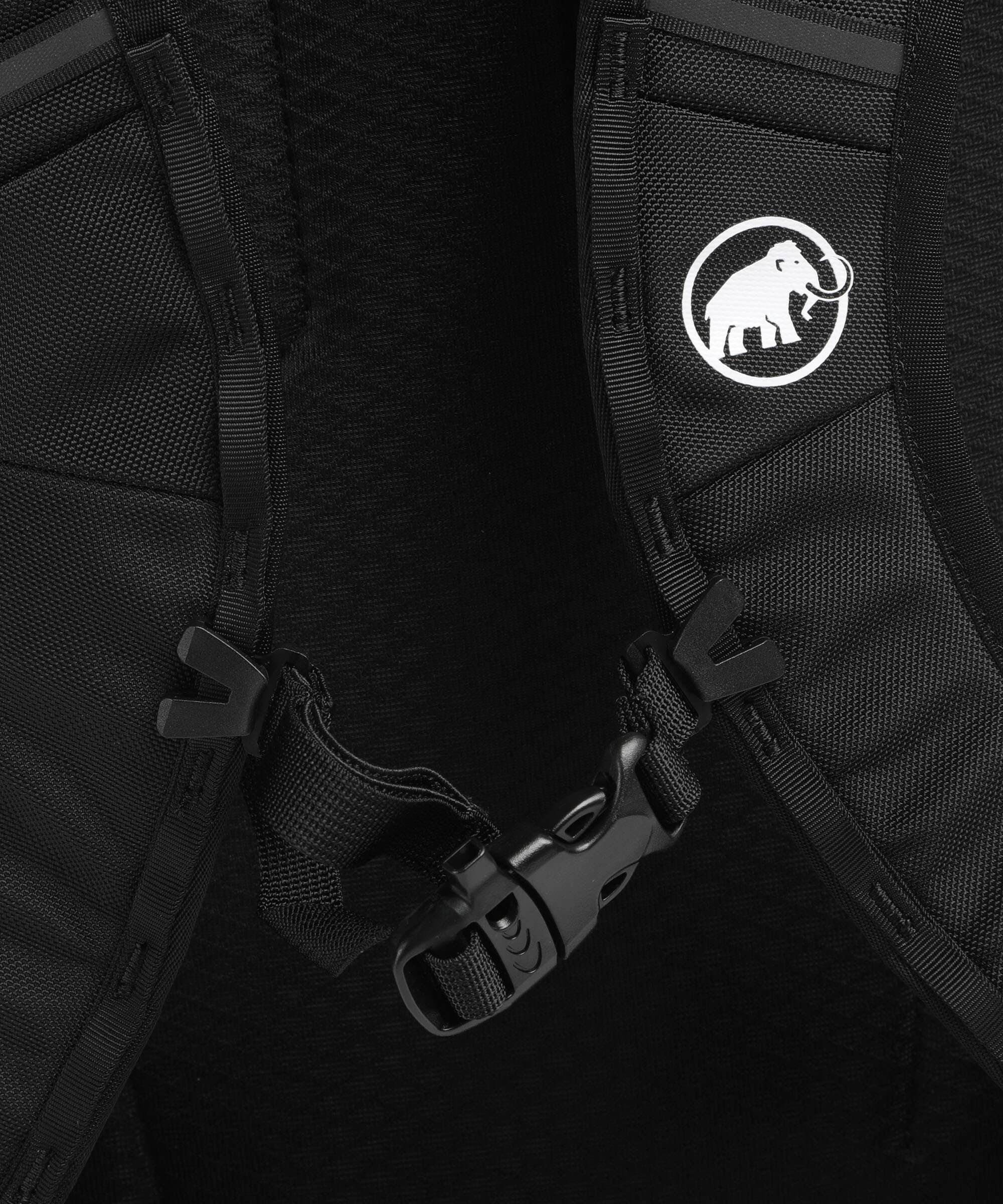 Mammut Nirvana 18 Hiking backpack black