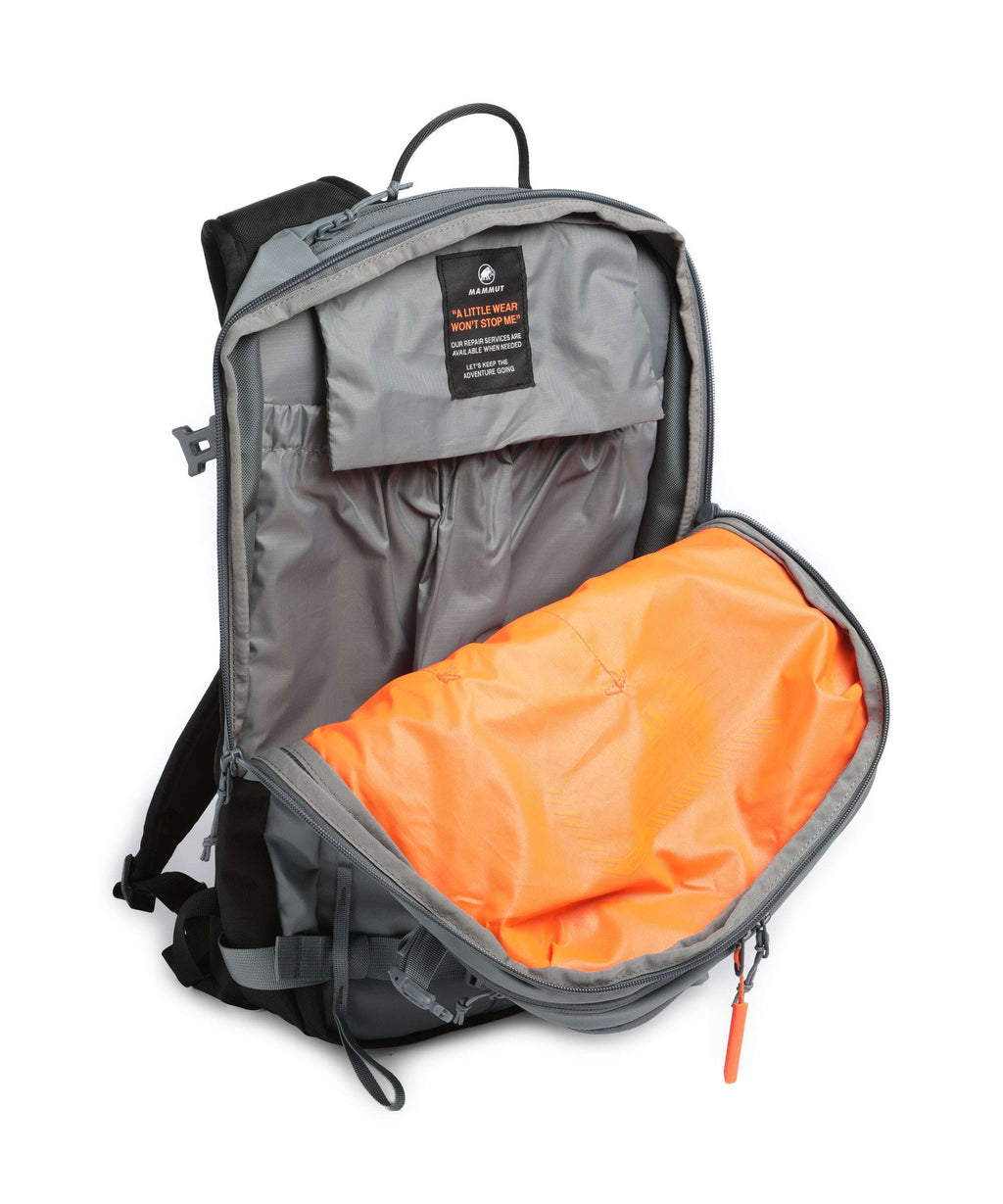 Mammut Nirvana 18 Hiking backpack strata/black