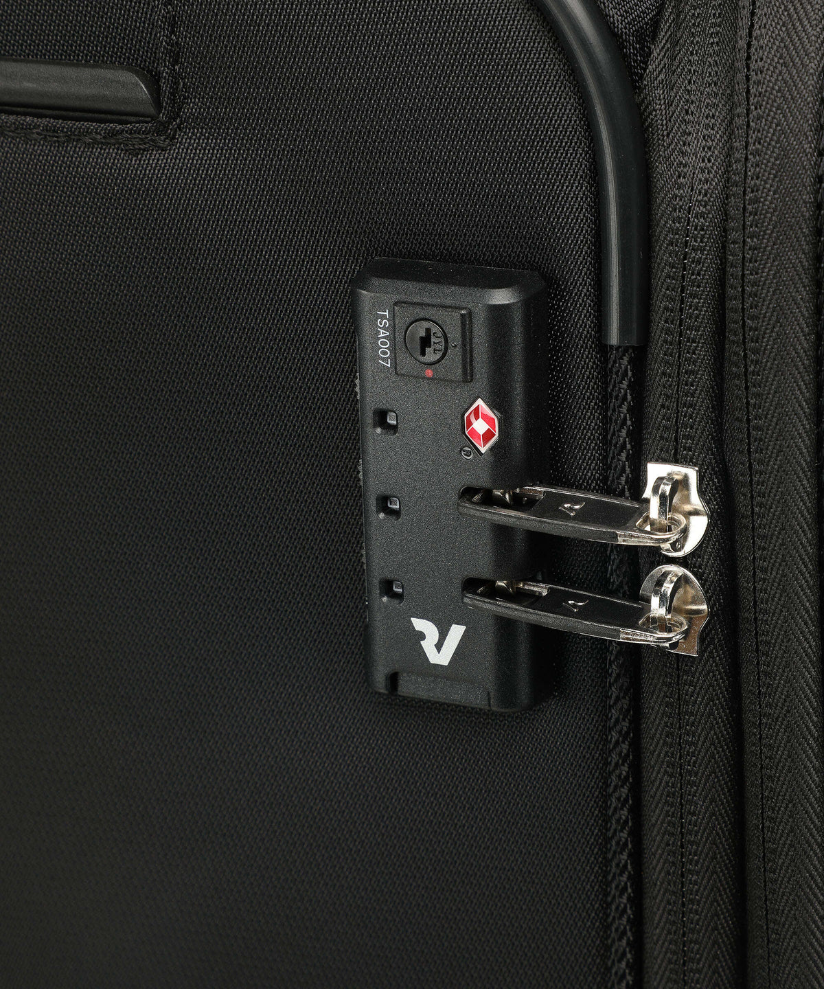 Roncato Joy Spinner (4 wheels) nero