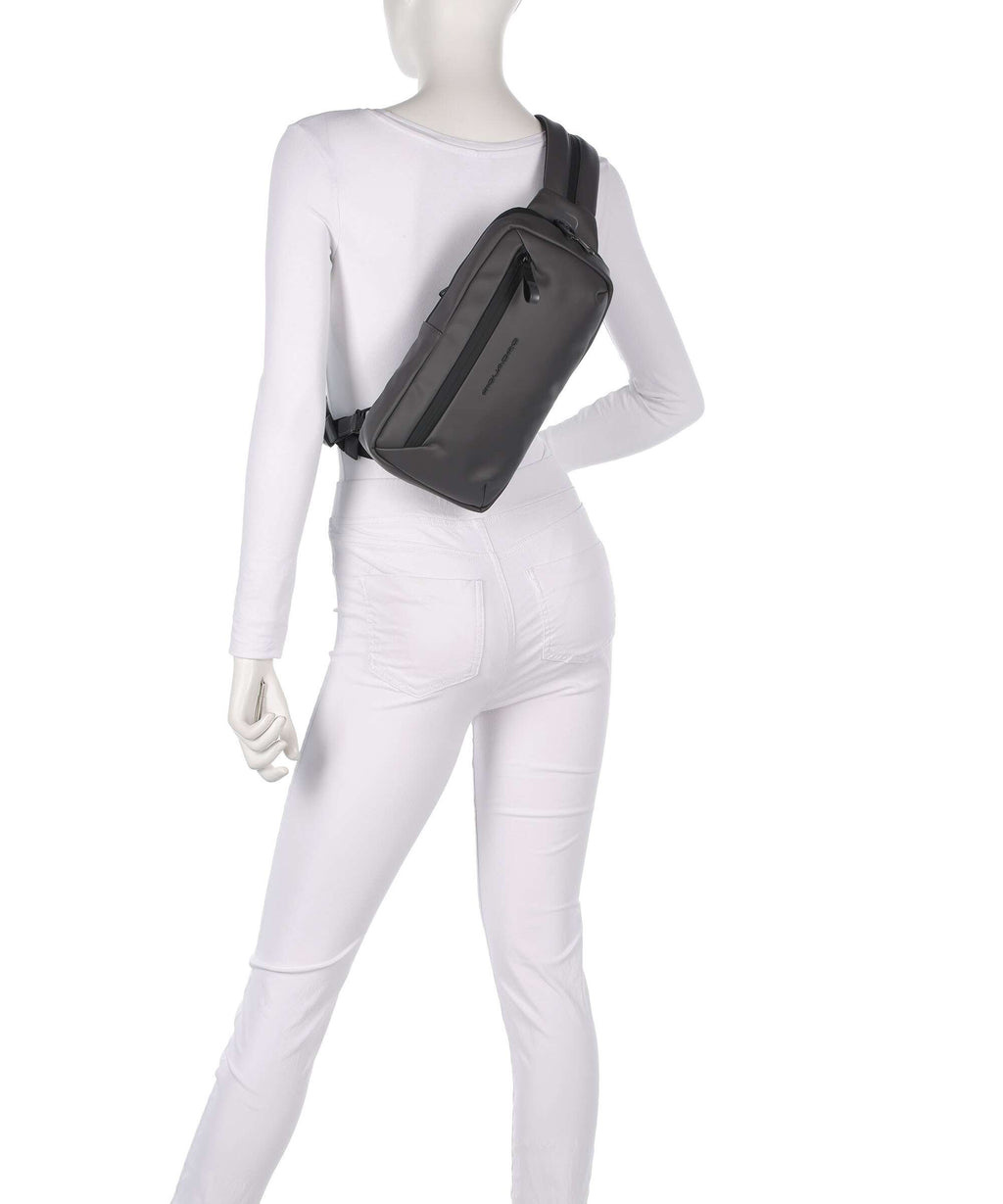 Piquadro C2OW Sling bag grigio