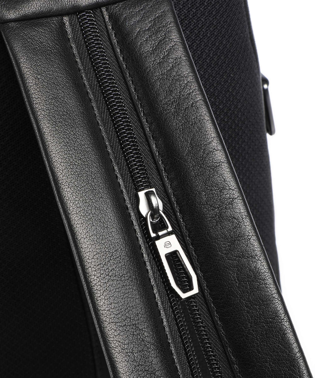 Piquadro Solm Sling bag black