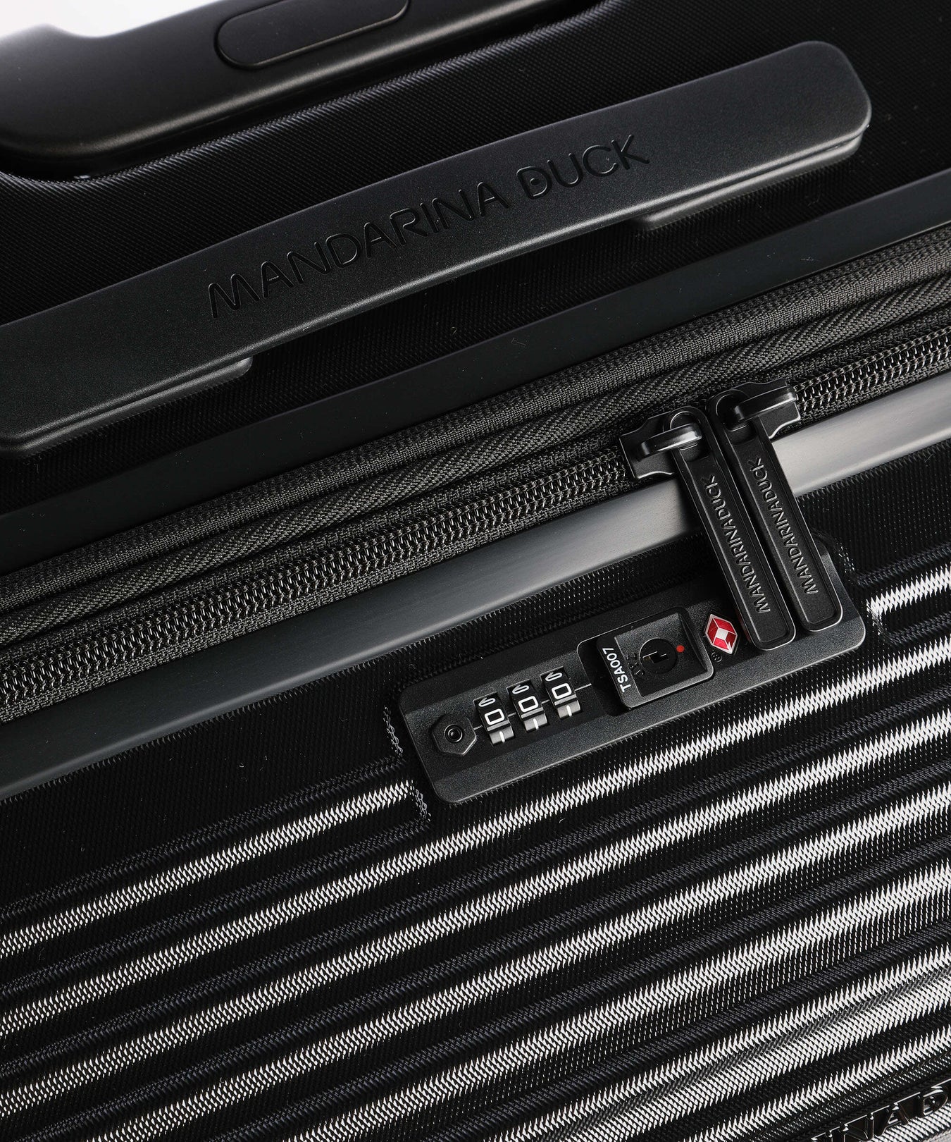 Mandarina Duck Tank Case Spinner (4 wheels) black