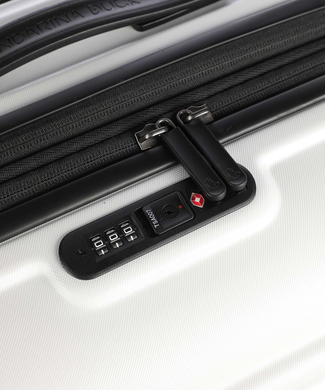 Mandarina Duck Logoduck+ Spinner (4 wheels) blanc