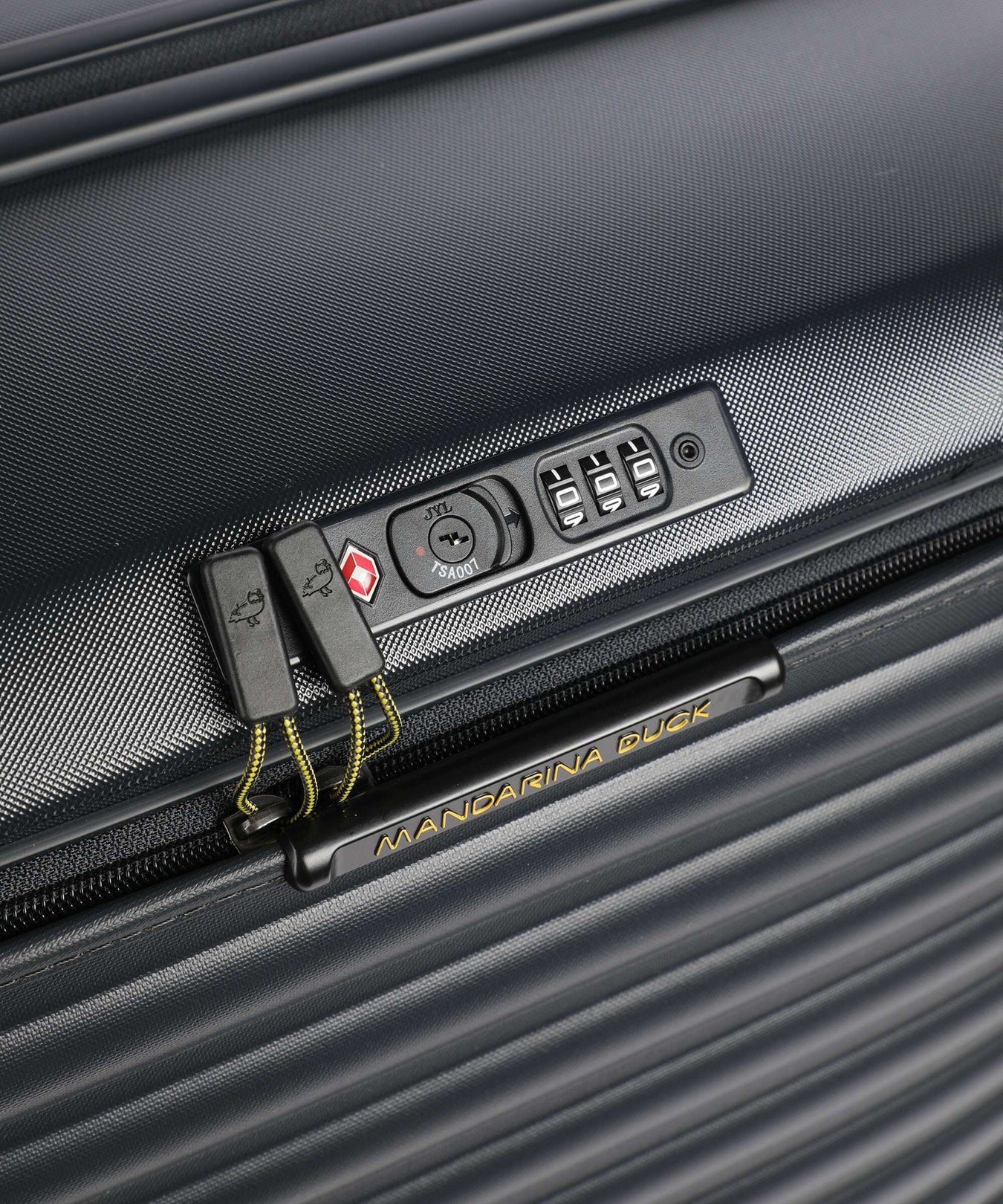 Mandarina Duck Smart Duck Spinner (4 wheels) dark gloss