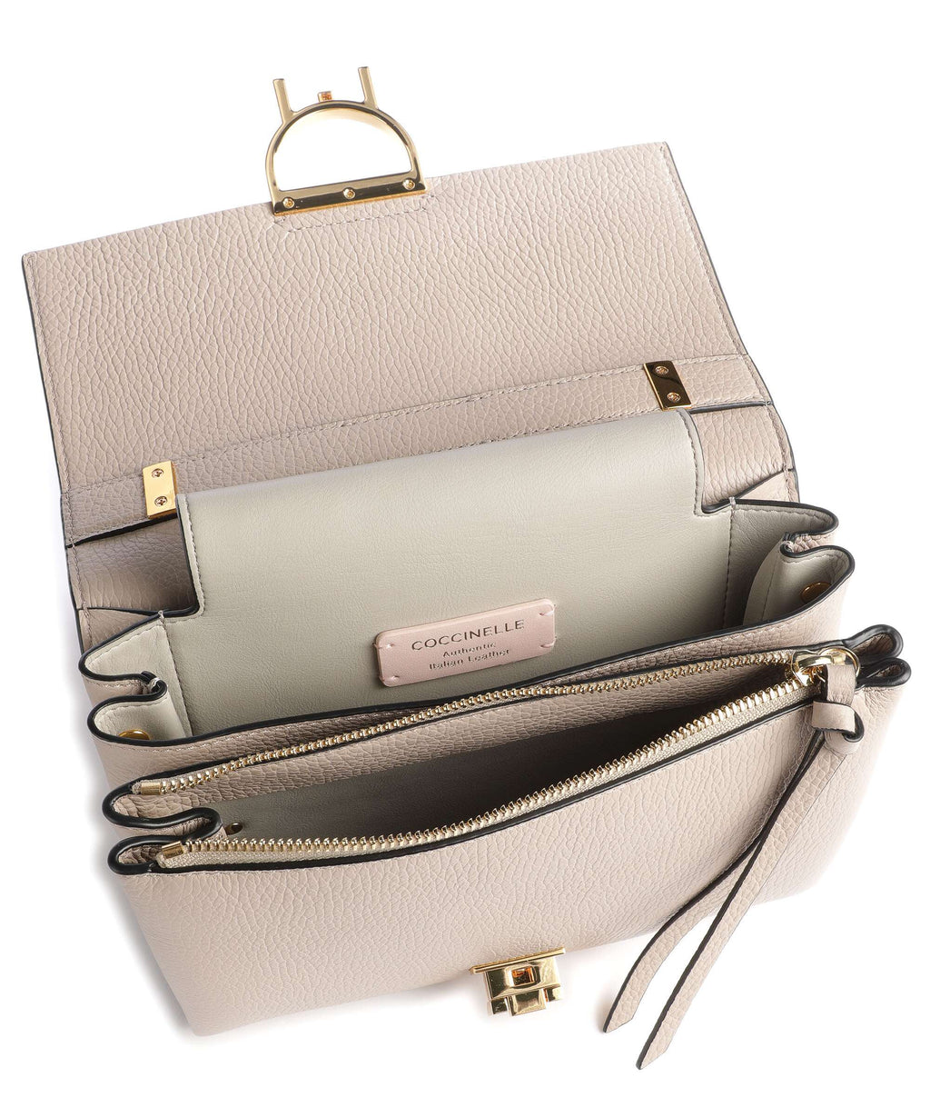 Coccinelle Arlettis Shoulder bag powder pink