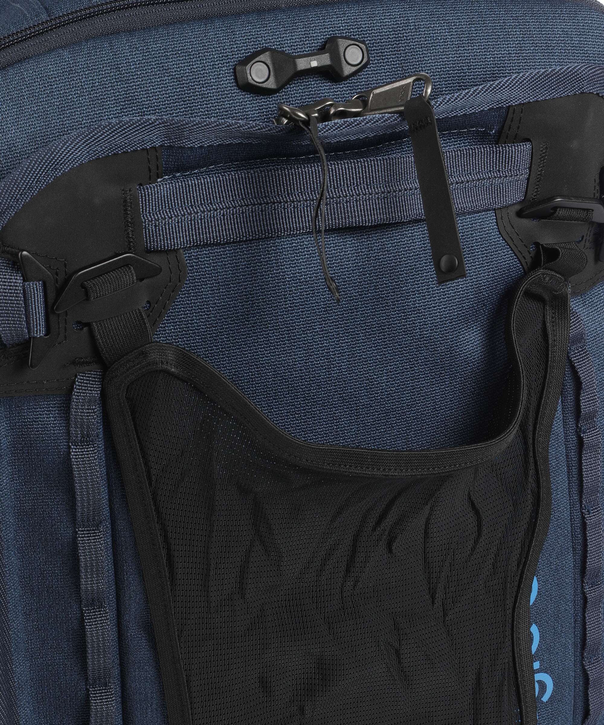 Eagle Creek Gear Warrior Convertible Carry On Trolley (2 wheels) blue jay