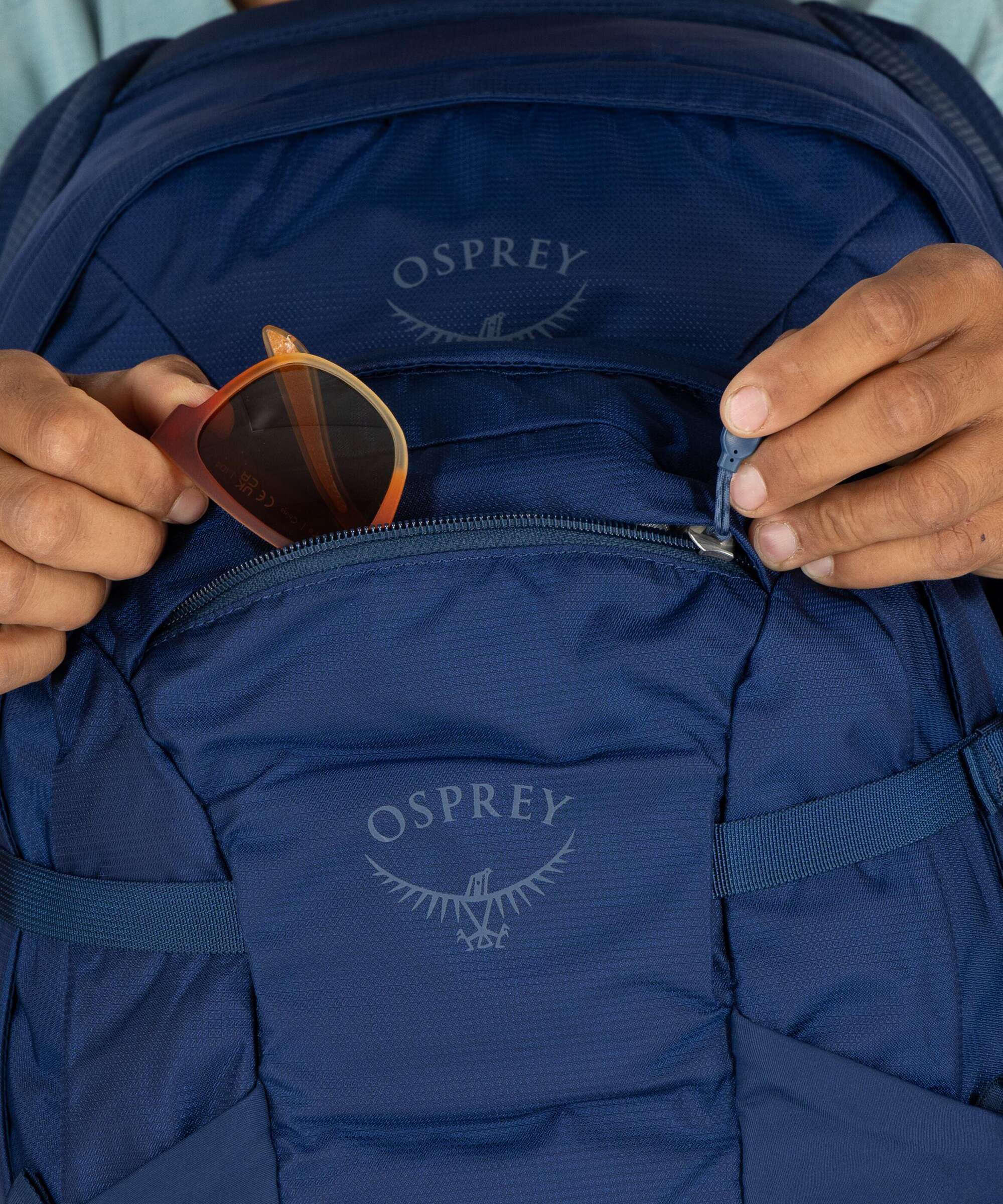 Osprey Farpoint 70 Travel backpack antique blue