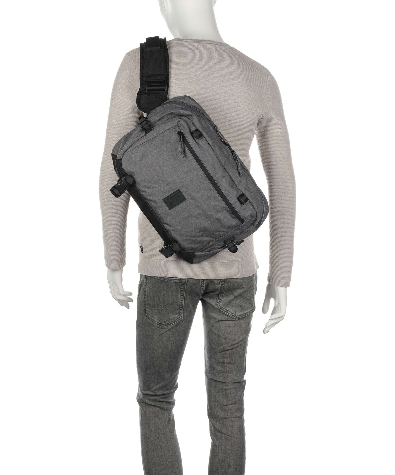 Chrome Kadet Max Fanny pack black