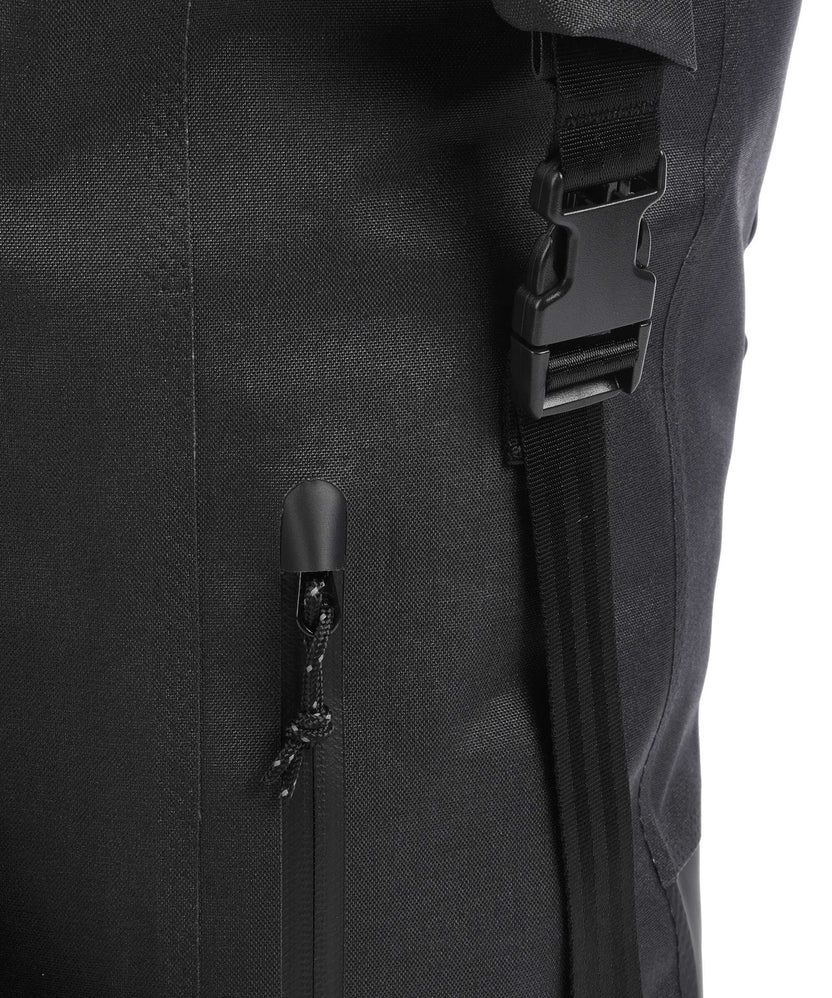 Chrome Urban Ex 30L Rolltop backpack black